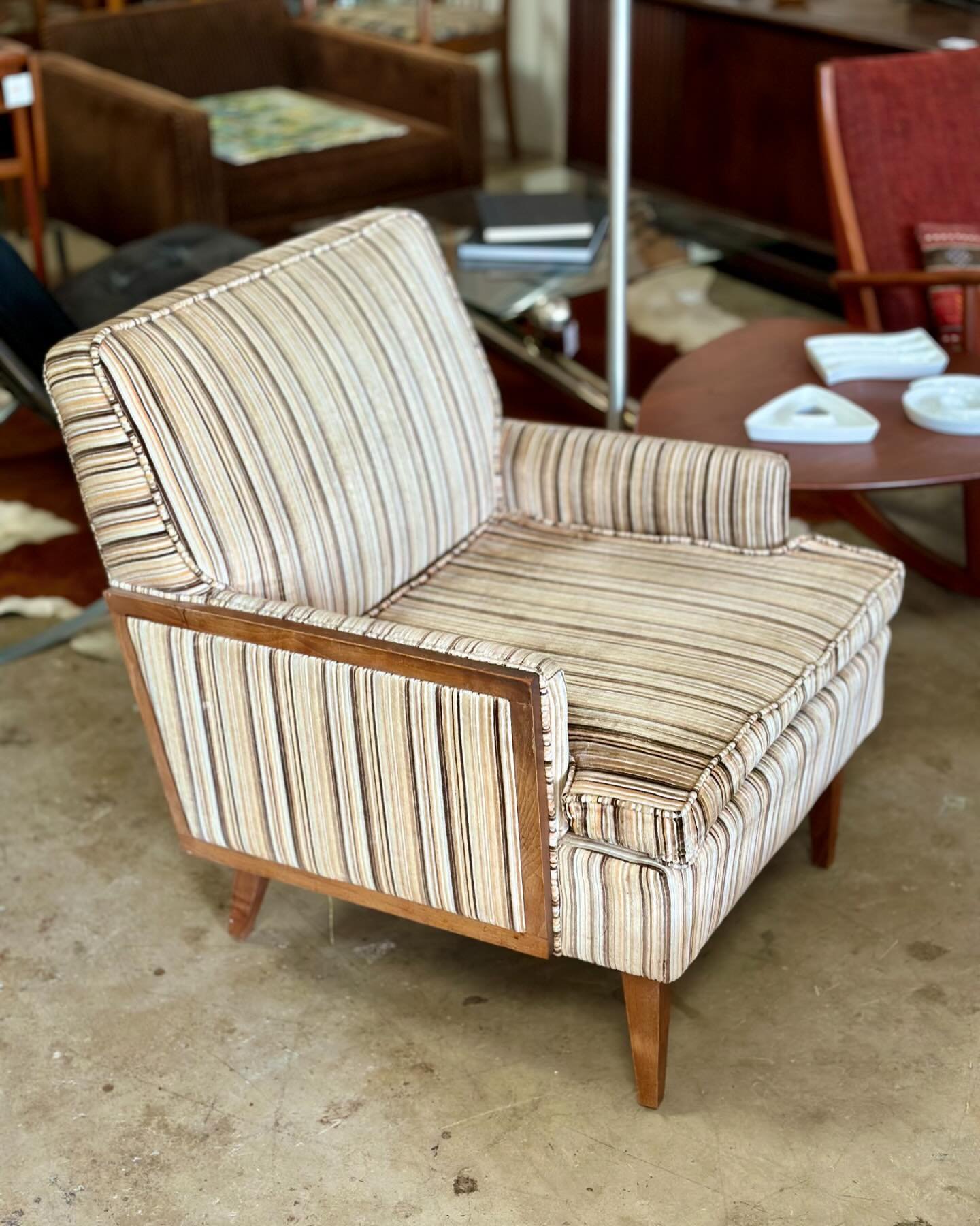 Sit and stay awhile! 🪑✨ We have so many mid century accent and lounge chairs to make your space pop 🧡 All chairs pictured are available and ready to be brought home with you! Send us a DM, give us a call, or stop by for any additional info!

#midce