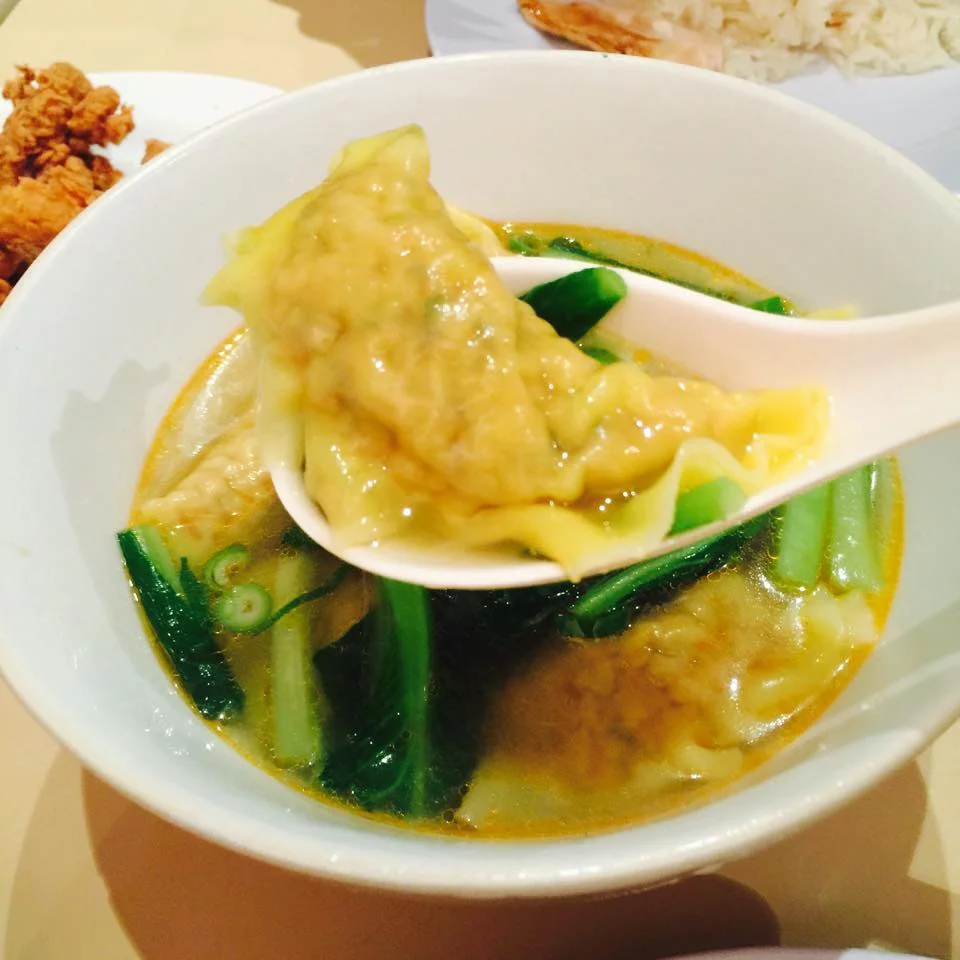 $9.50 Dumpling soup (5 pieces)