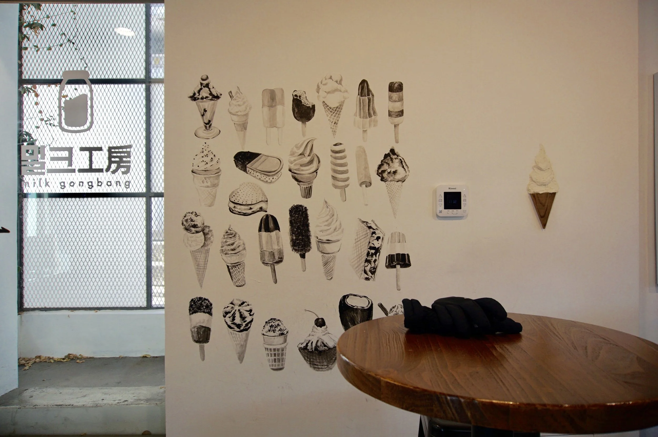 Cute icecream murals inside the cafe :-)