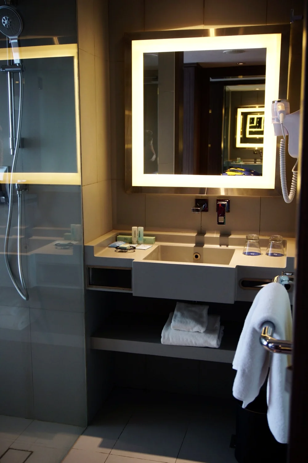 Novotel Bali Airport Bathroom