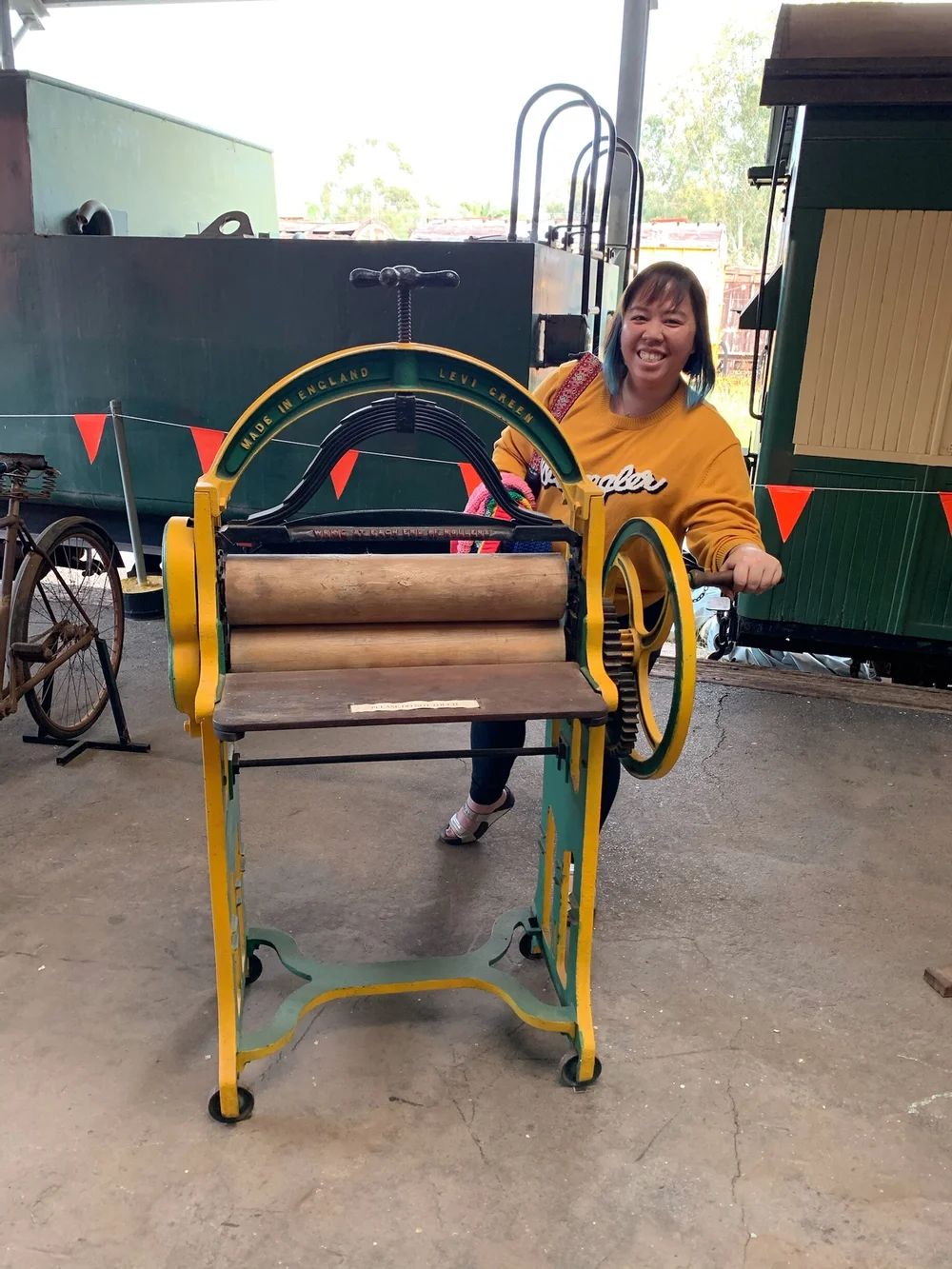 It says 'do not touch'