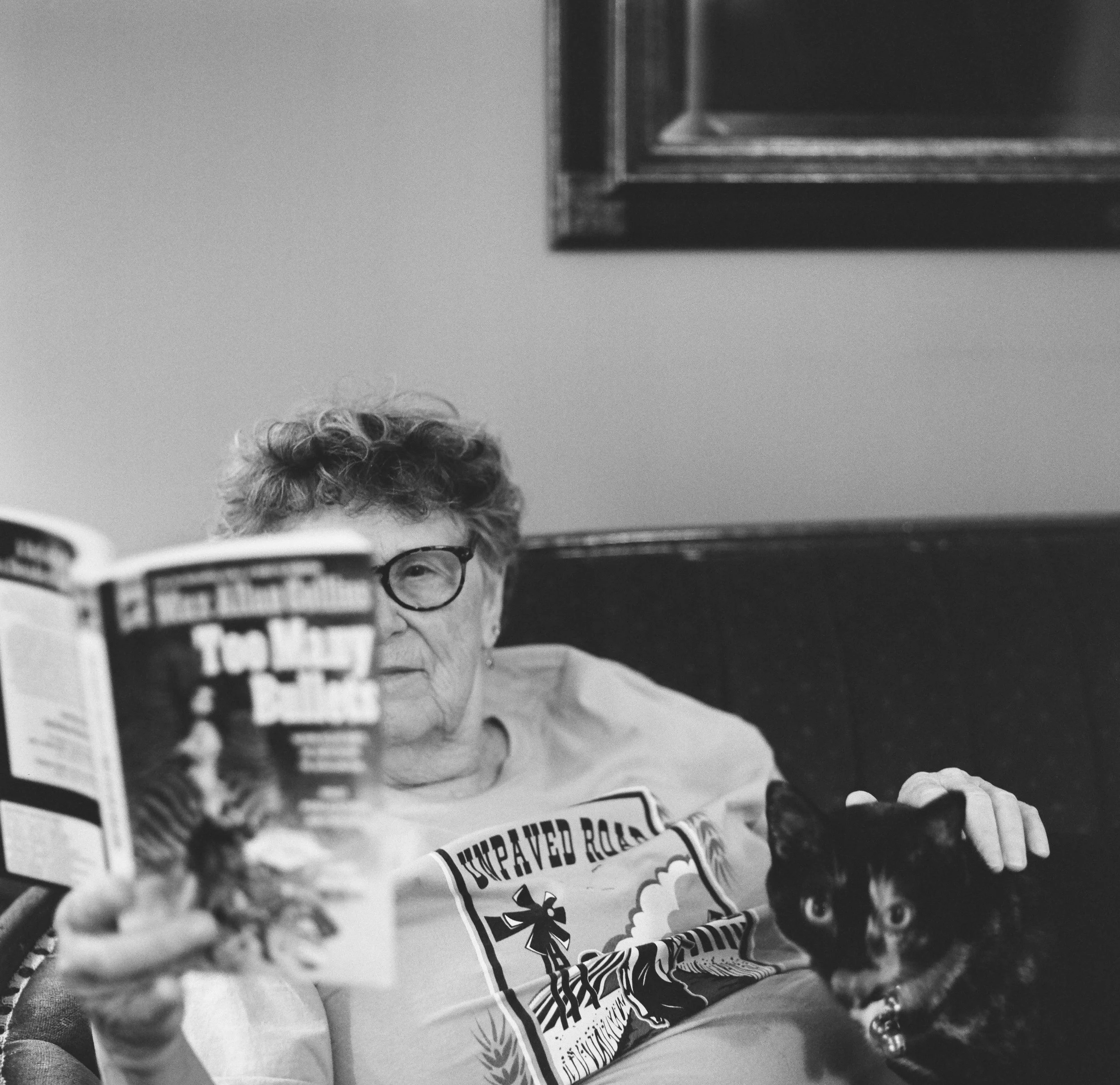 Lillian Reads Pulp (with CC!) / Mayes County, Oklahoma / 2024