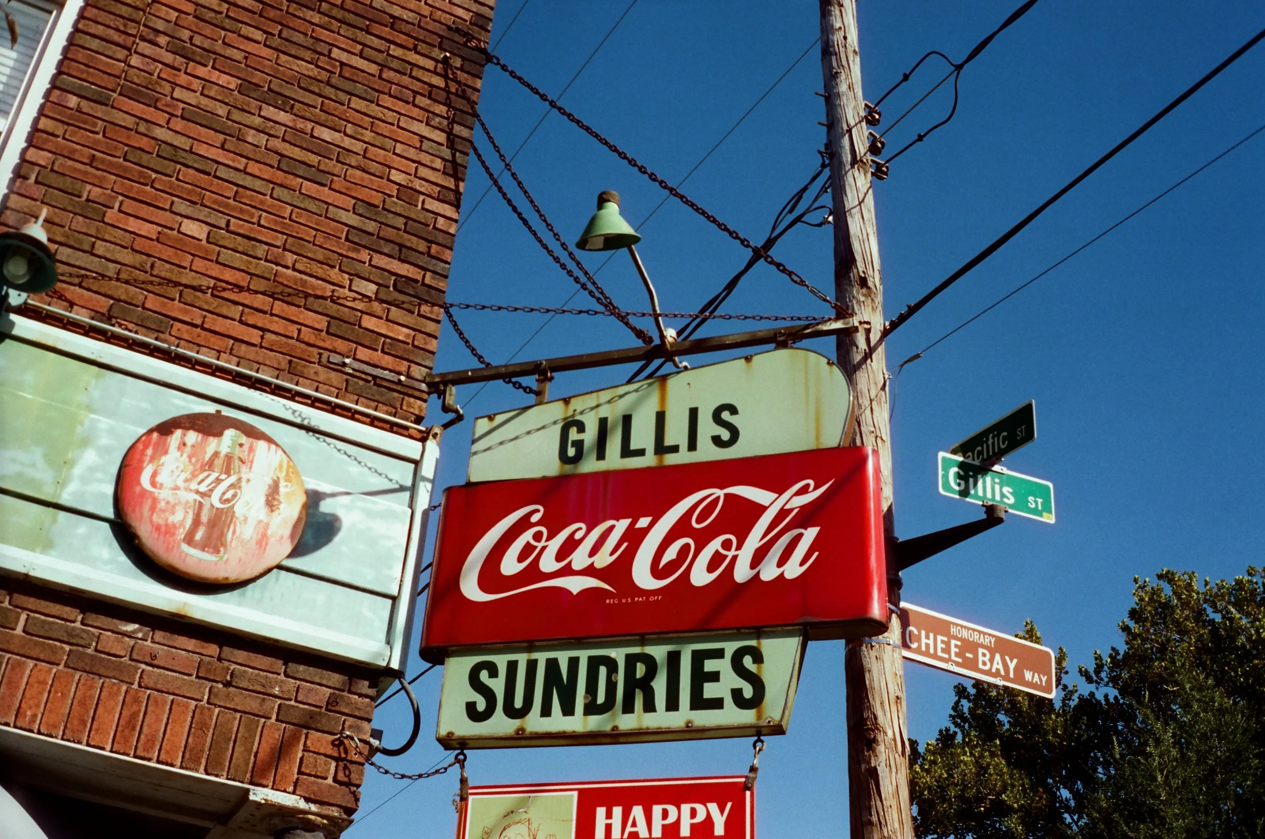 Gillis Sundries / Kansas City, Missouri / 2022