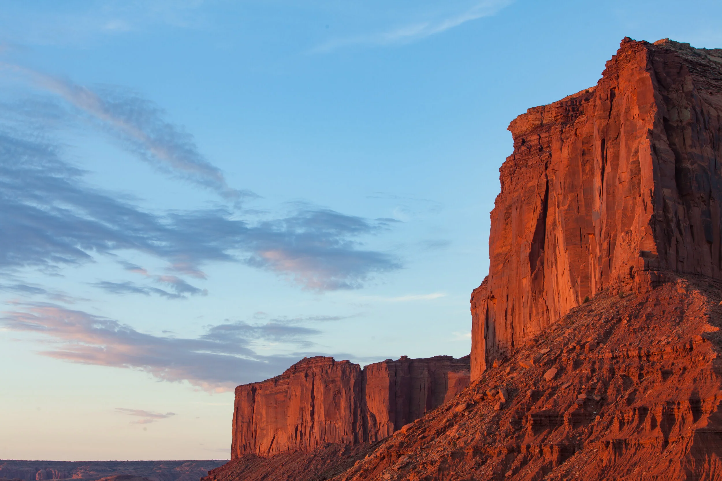 Southwest Red Cliff.jpg