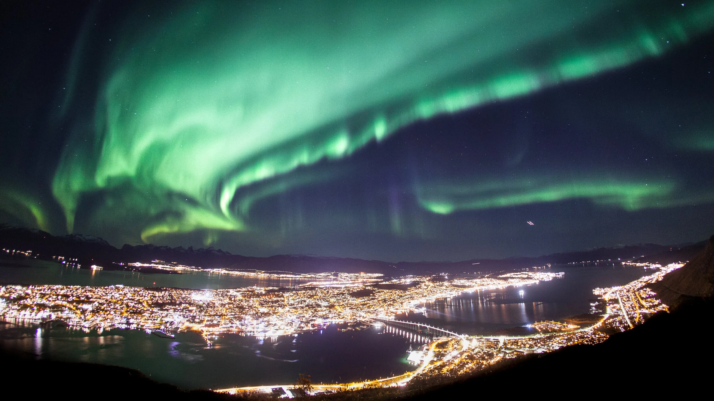 Tromso Aurora.jpg