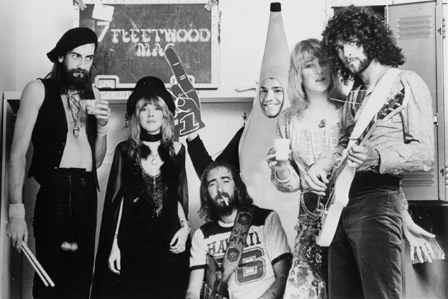 Digital Foundation (Fall 2014) - Photoshop Project Project prompt: Fulfill a "commission" requested by a classmate "Fleetwood Mac's #1 Fan" by Henry Stein, fulfilling the commission "cool banana with a passion for soft rock" Digital Media and Design Department, University of Connecticut