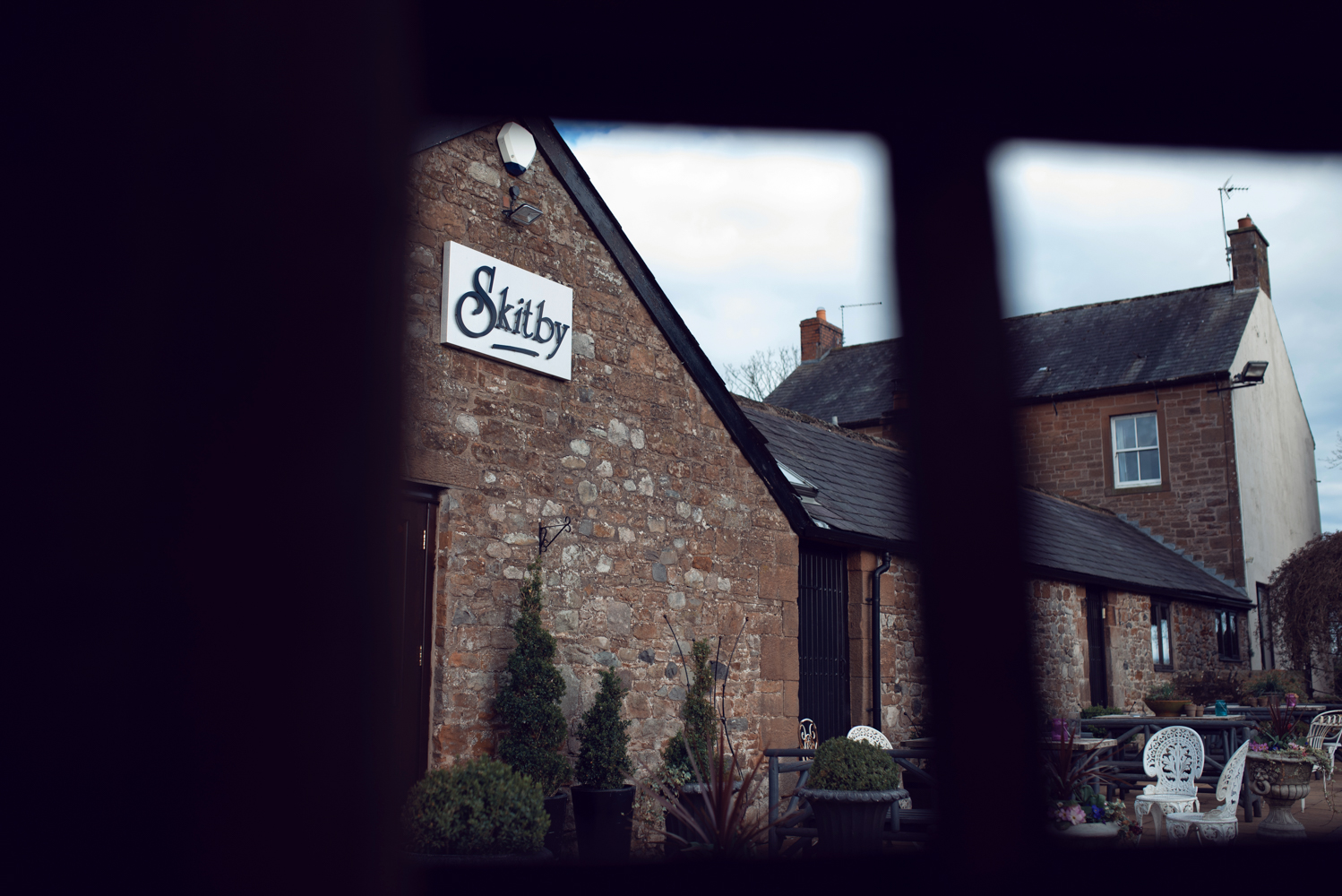 Outdoor photo of the wedding venue at Skitby