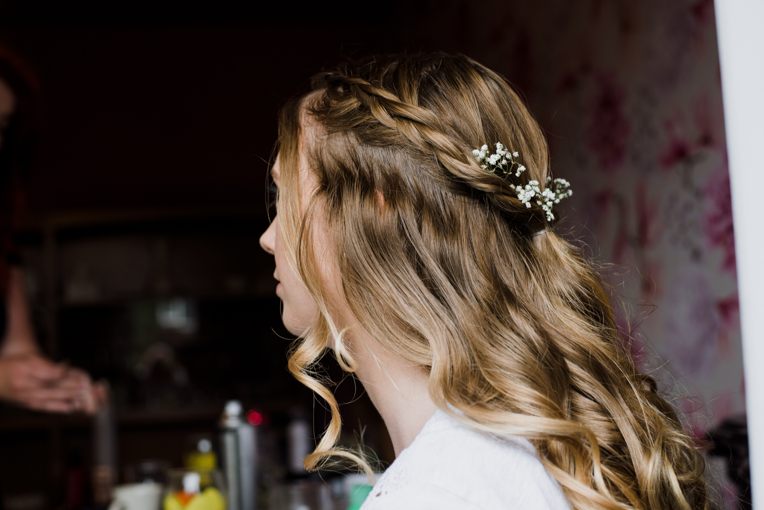 A detail photo of one of the bridesmaids hair