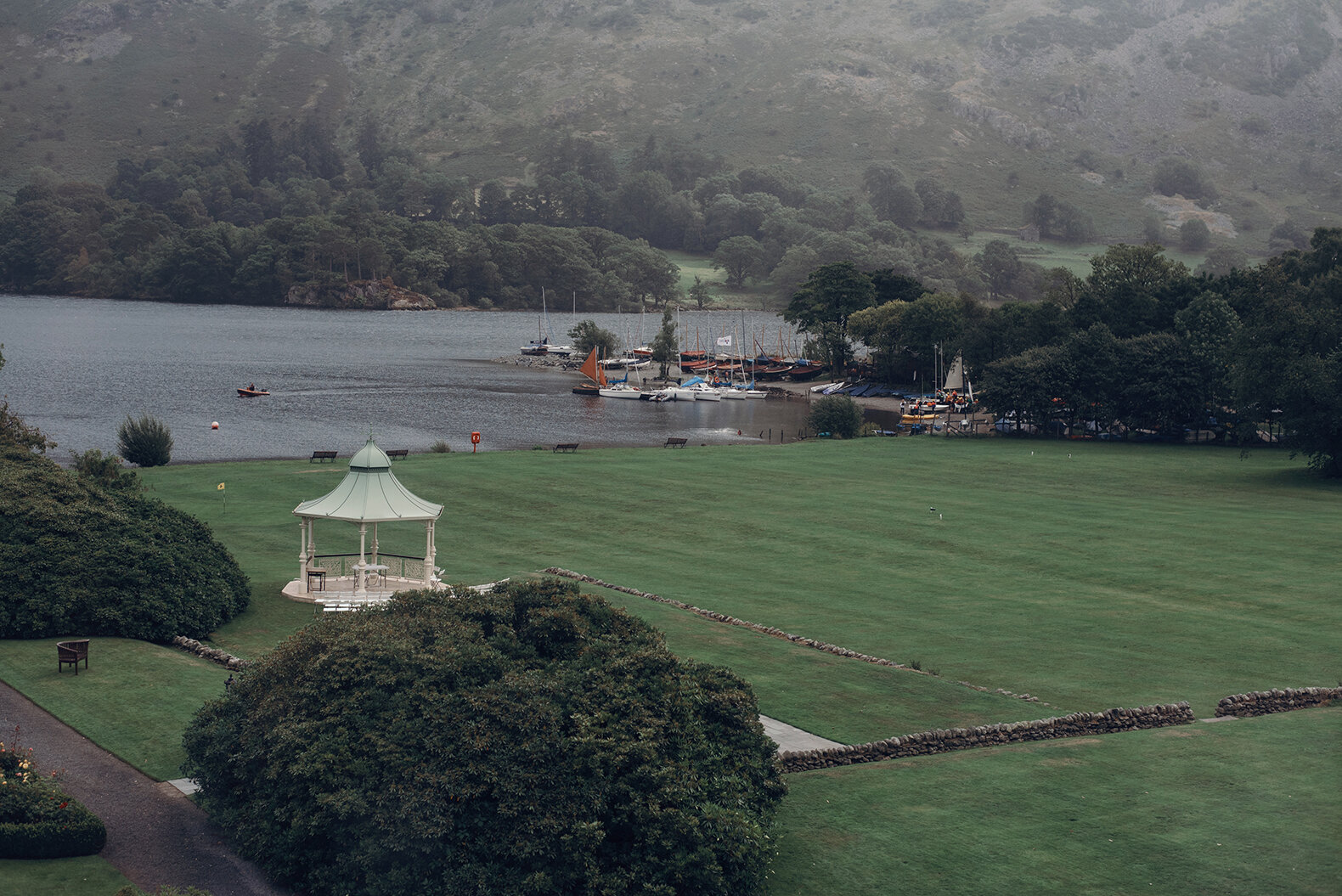 An external view of the pagoda from the bridal preps bedroom 