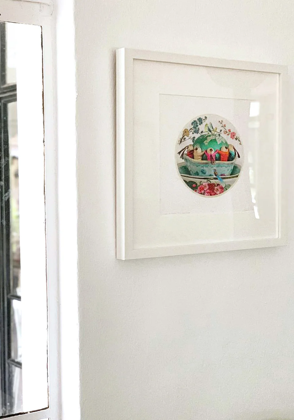 6LCW-FRAME-ON-WALL.jpg