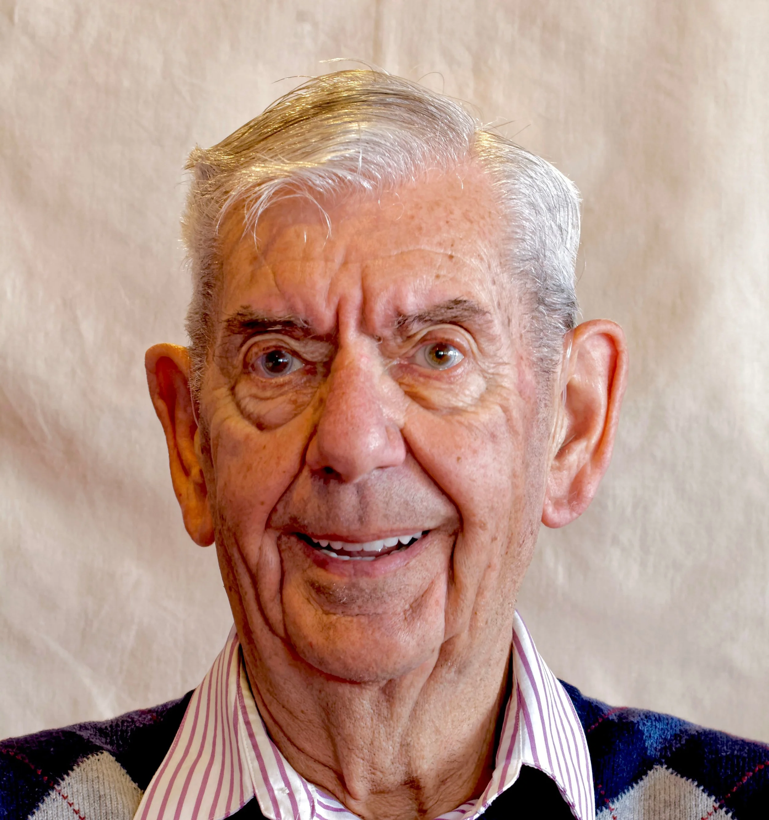 Gordon Thompson