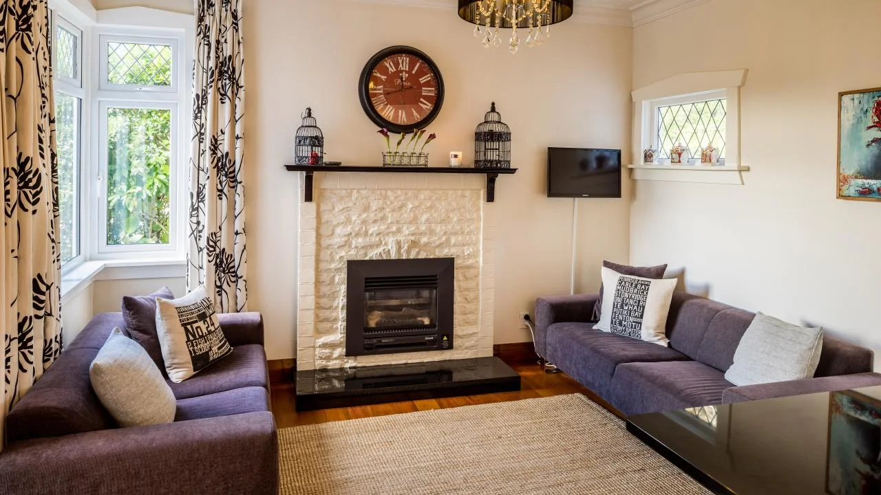 30 Izard Road interior 2.jpg