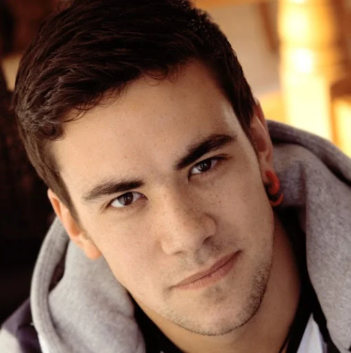 Whatanui Flavell 'Kaipāmu'