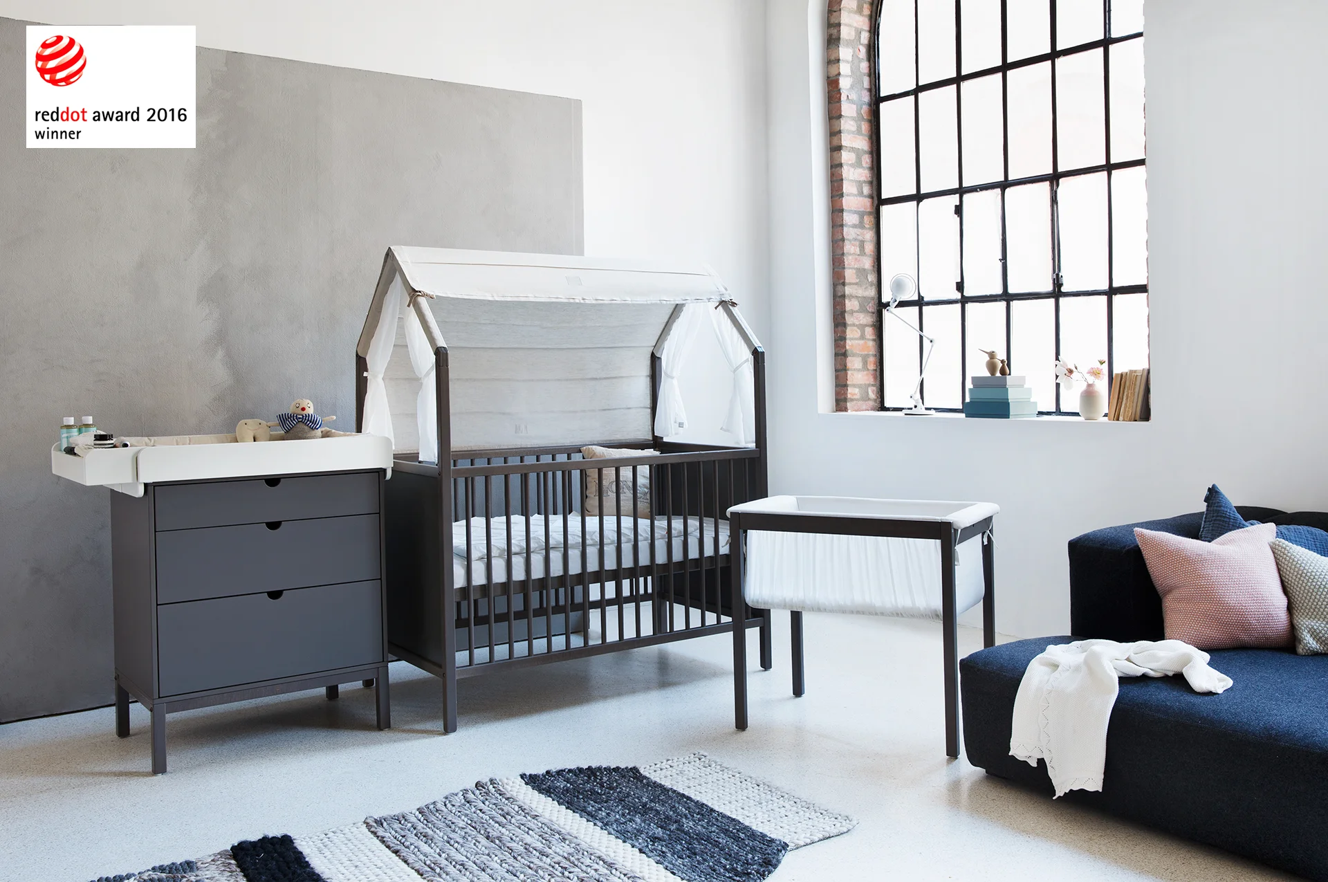 stokke_home_reddot.jpg