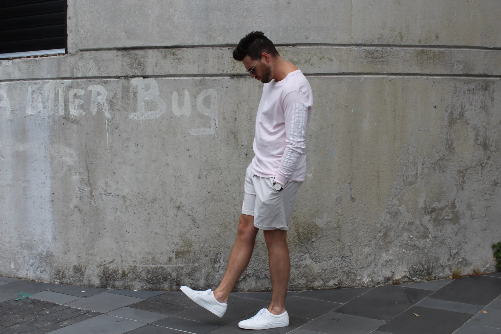 Trending: White leather sneakers