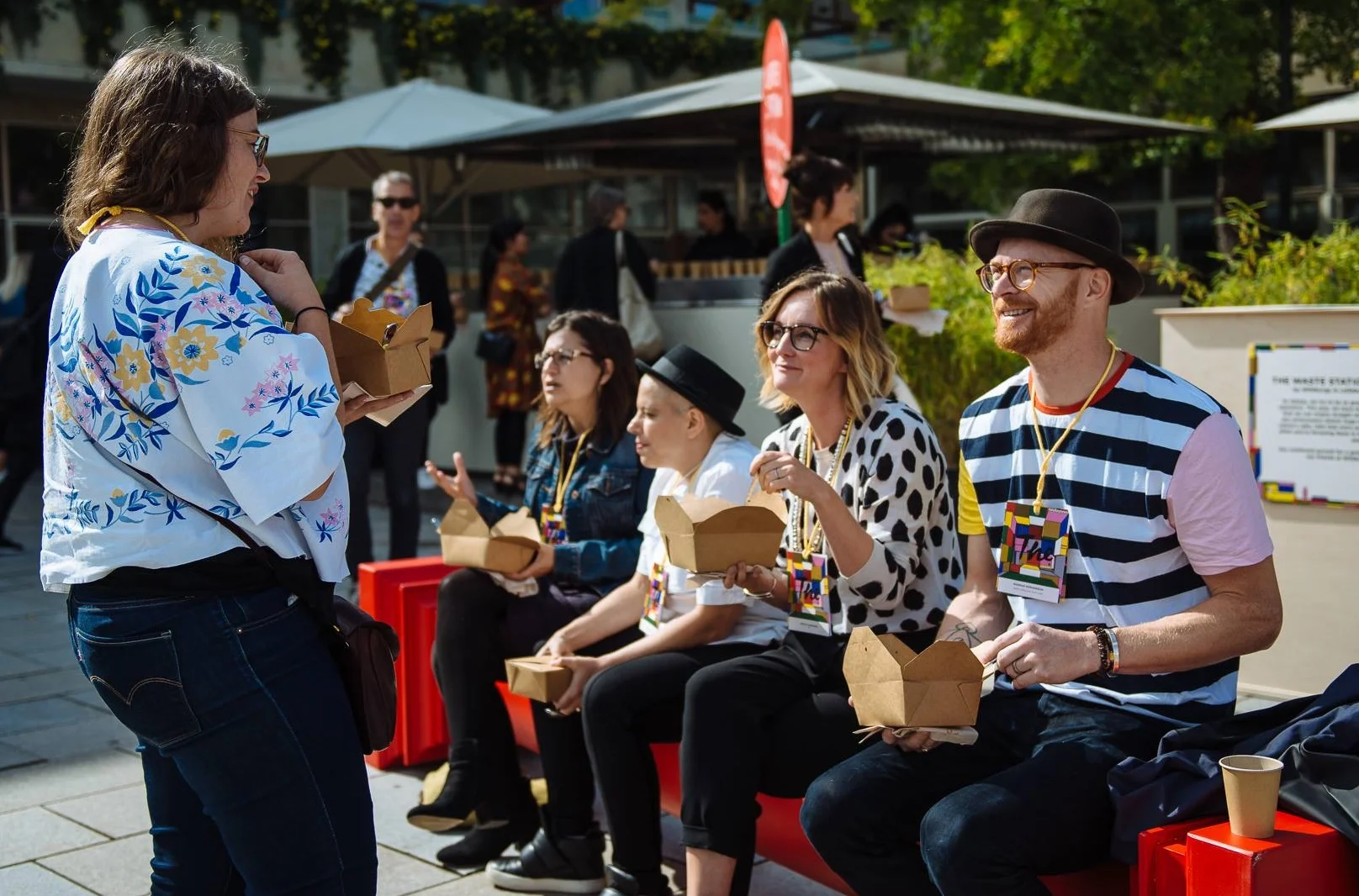 Enjoying a good chat and lunch with speakers and visitors at The Conference. Photo www.jesperberg.se