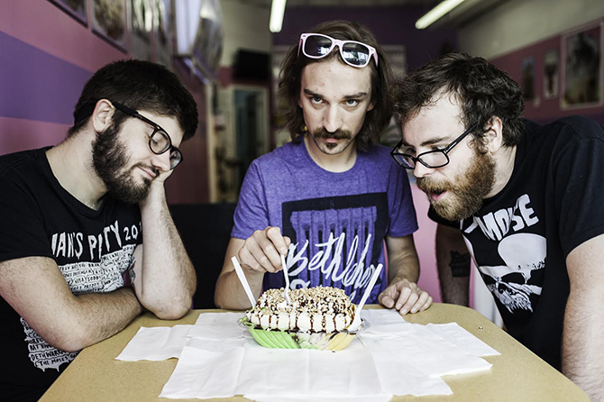 Matchi / Satan and The Sunbeams / Camacho / Two Houses / Nervous @ Soft Rock Bungalow