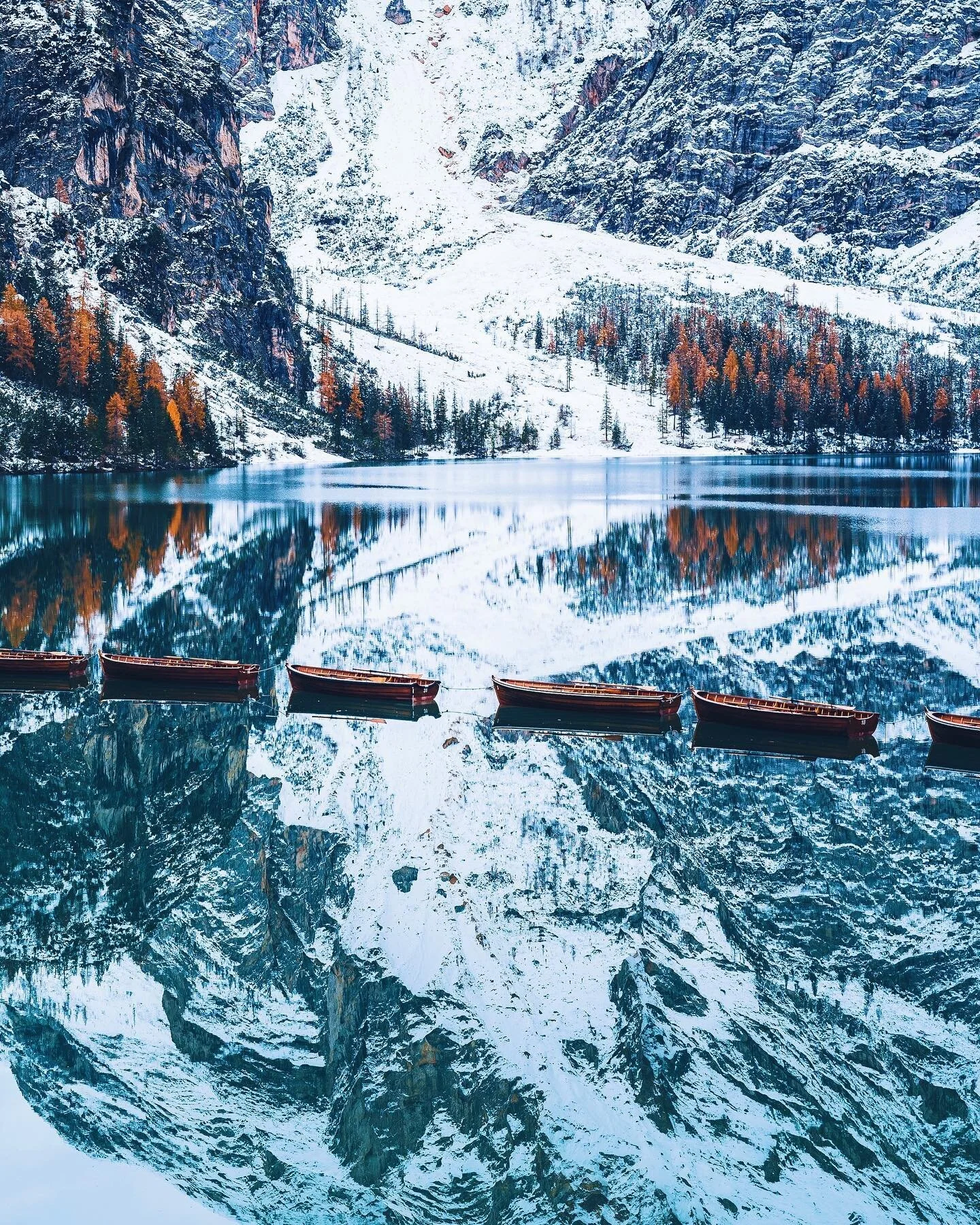 A lifesaving view //  Before Lago di Braies became an Instagram Like Factory, it played a slightly more vital role in modern history. In April 1945, Nazis were sensing the inevitable end. They chose 139 prominent political prisoners from all concentr