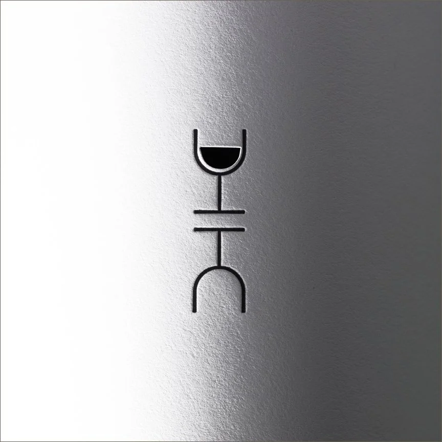 The-Optimist-Wine-Bottle-3.jpg