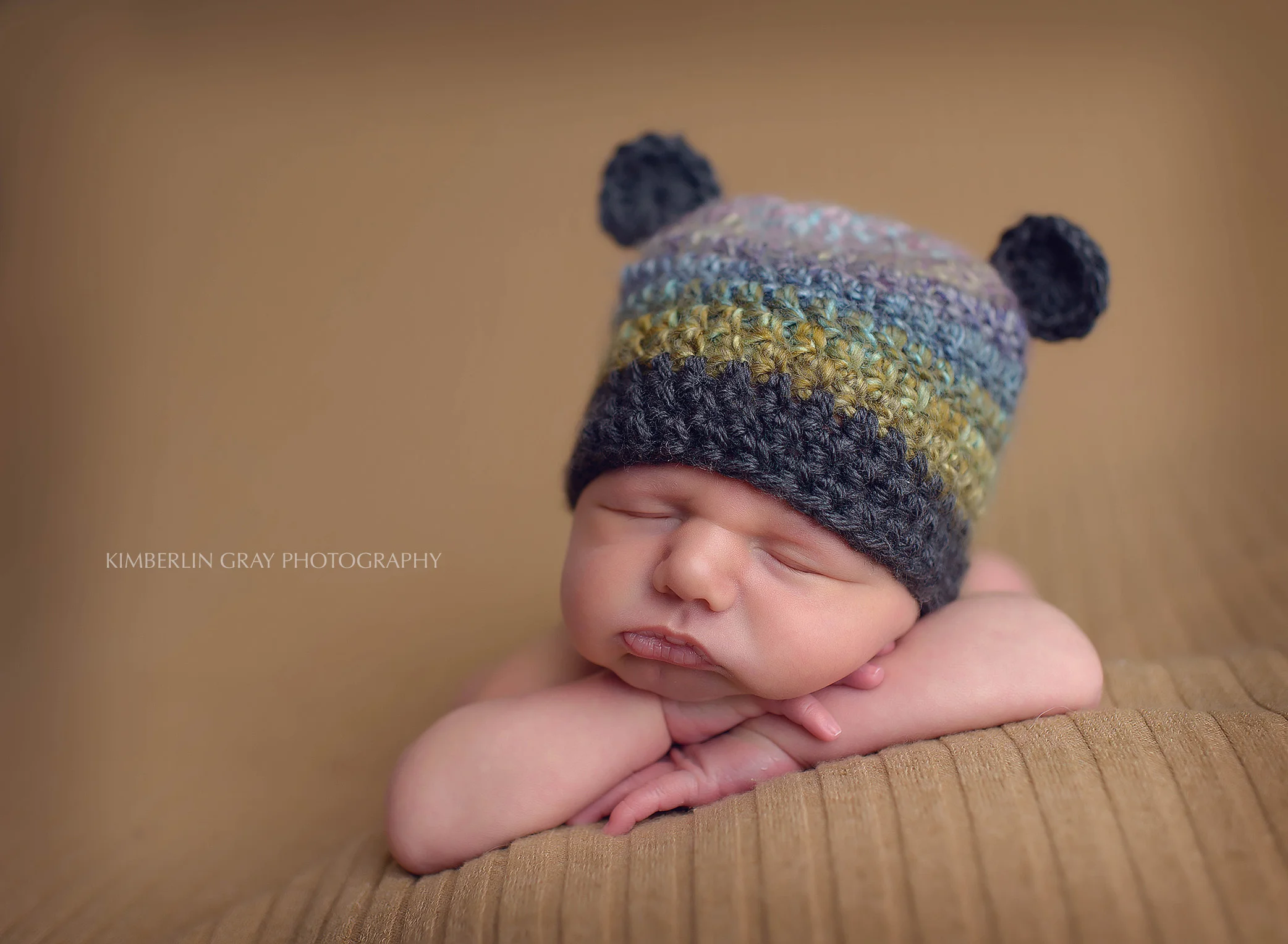 Virginia Beach Newborn pose with hat