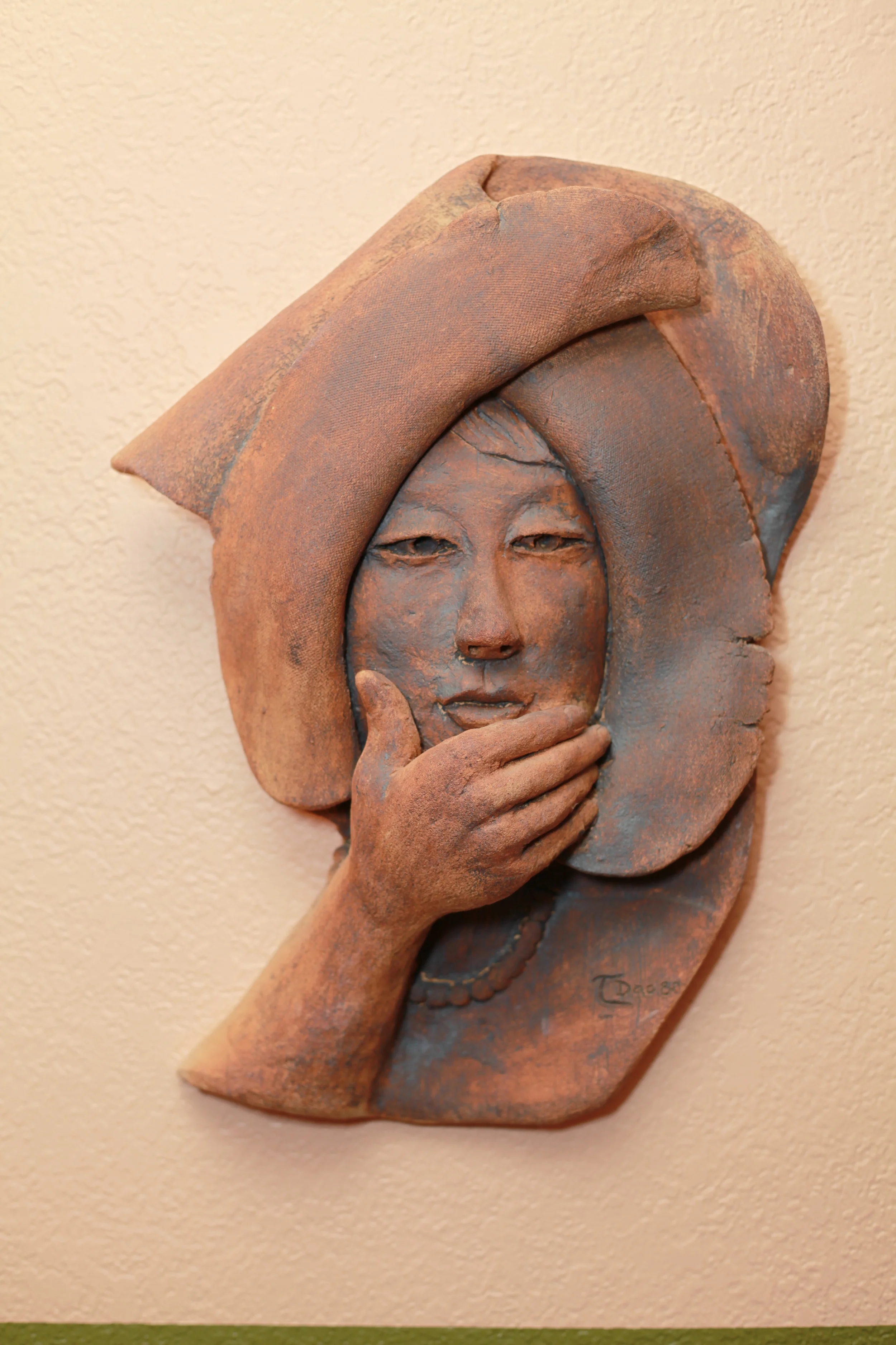 Face of a woman.JPG