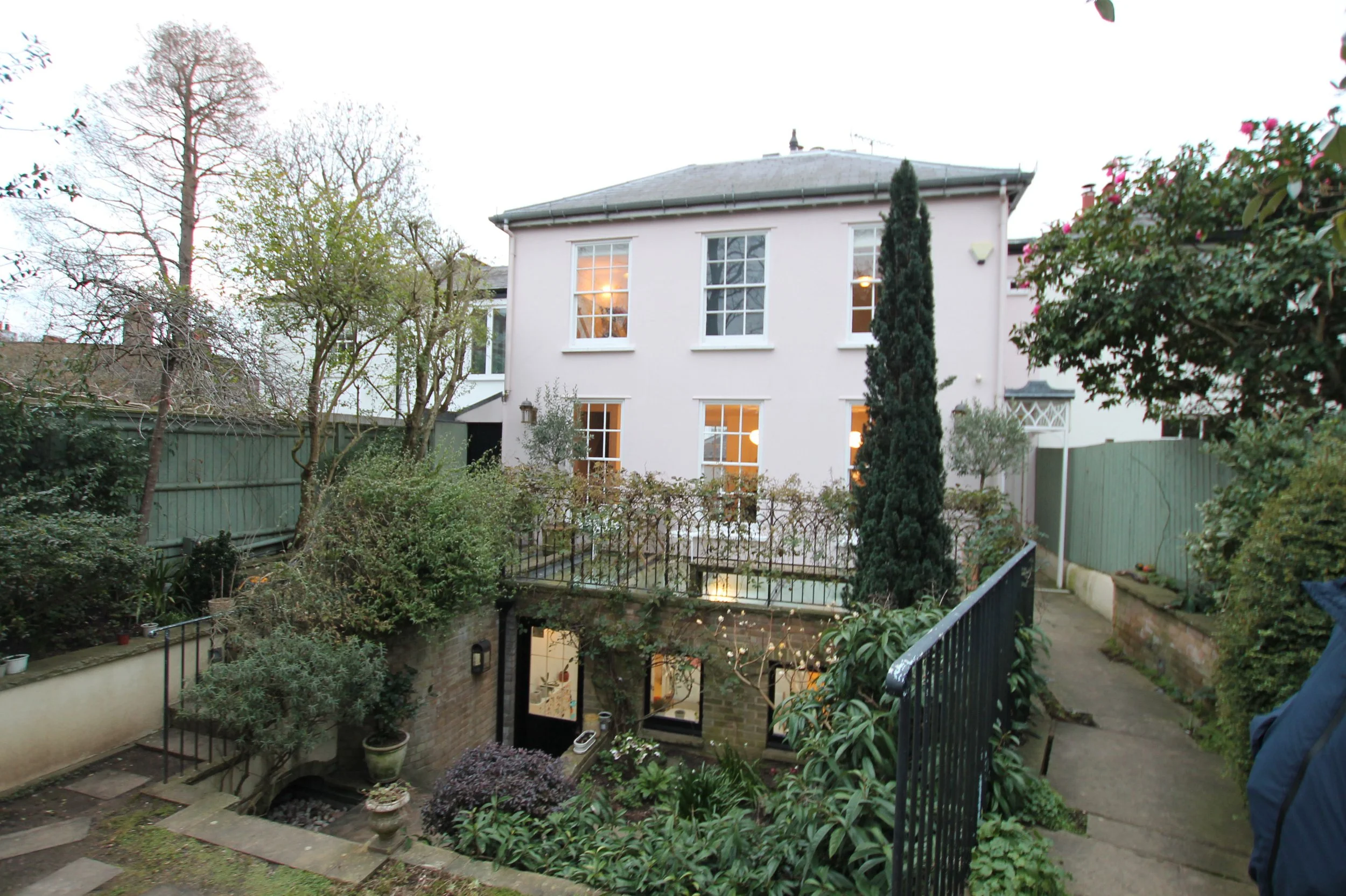 1 existing front elev_2398.JPG