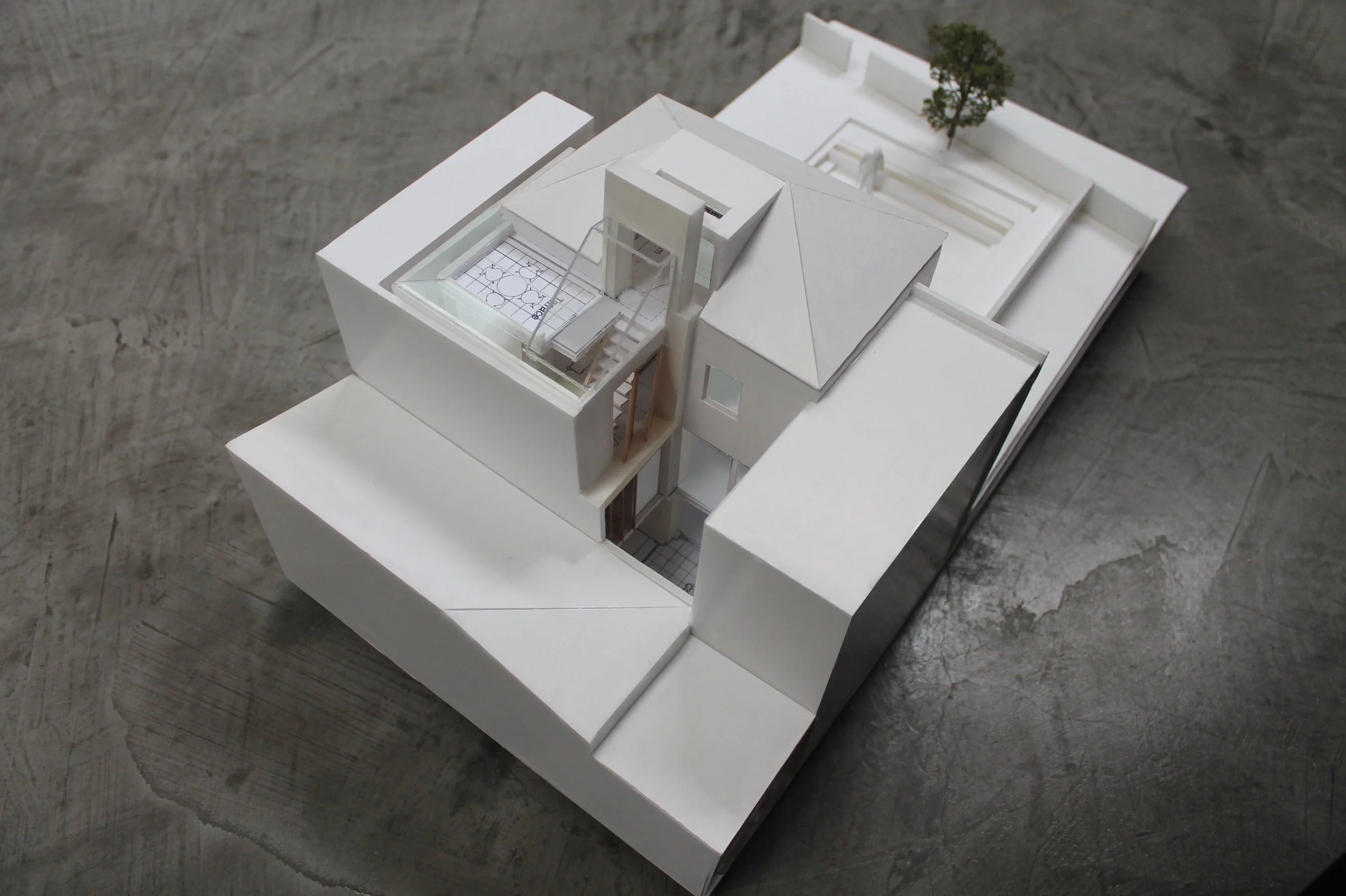 4 model rear_2419 A.JPG