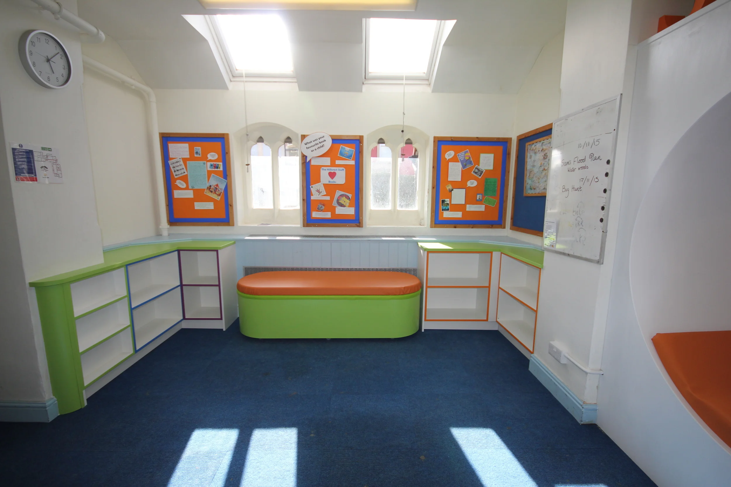 Fitted library bookshelves