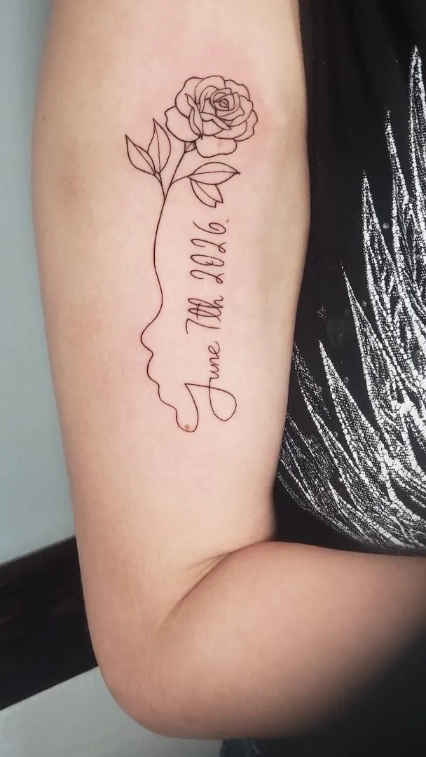 Rose and script tattoo by Rey