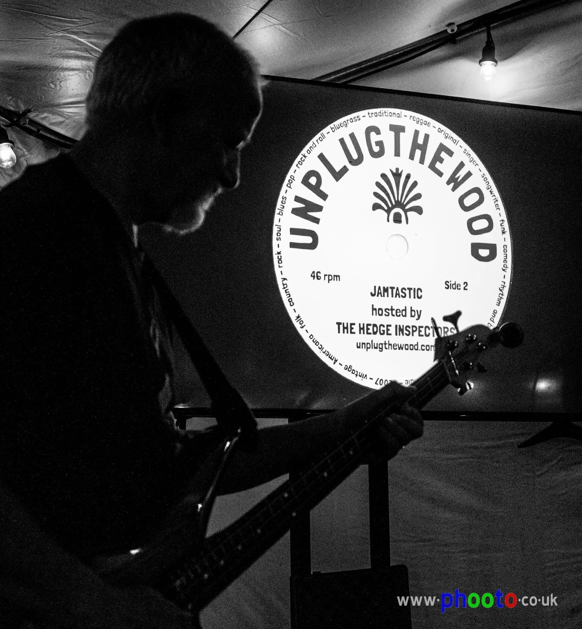 UNPLUGTHEWOOD ACOUSTIC OPEN-MIC &amp; JAM VARIETY NIGHT 