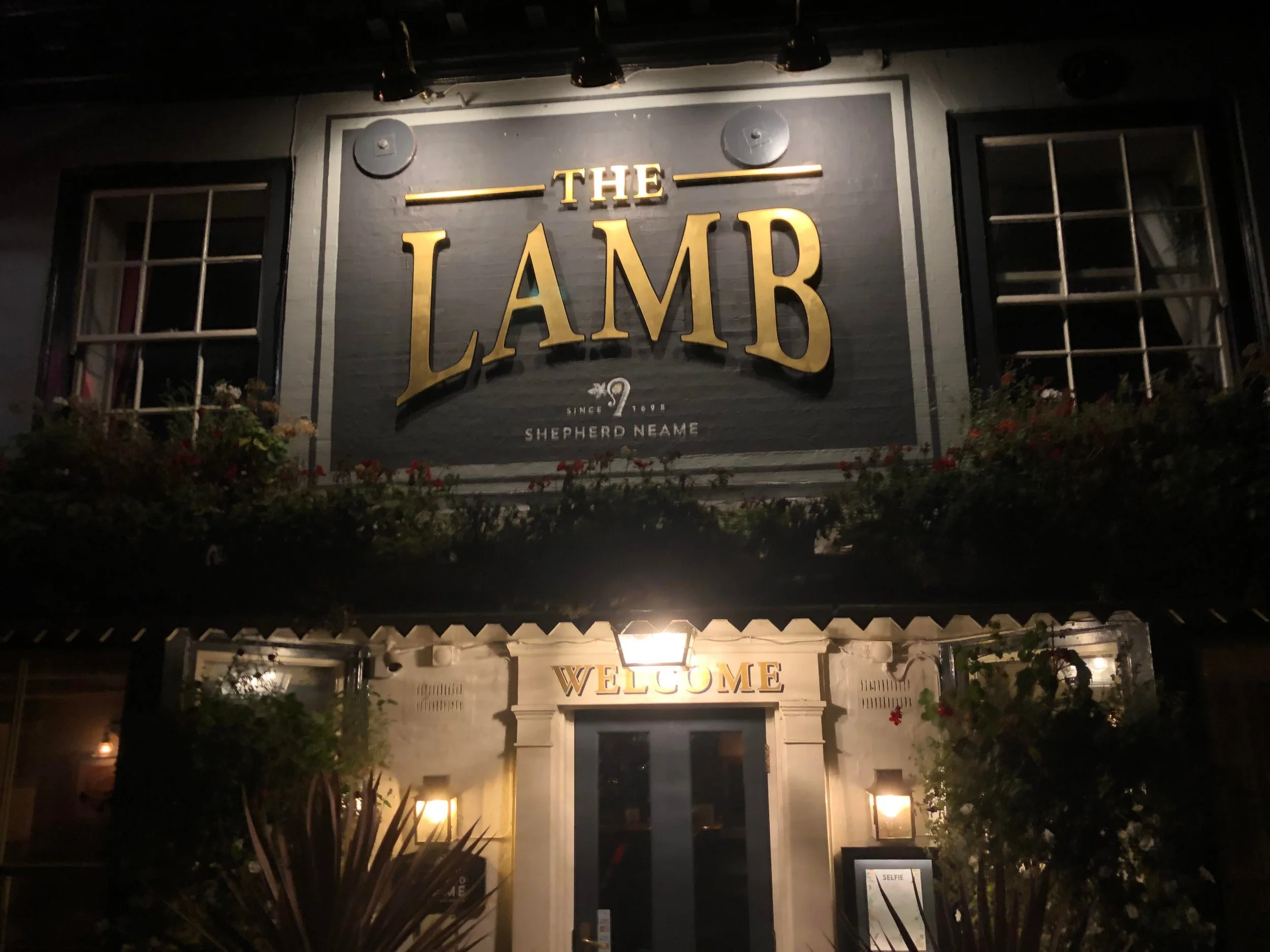 UNPLUGTHEWOOD at the Lamb Farnham