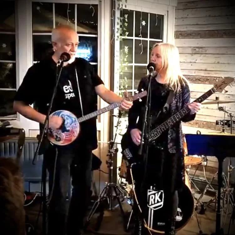 Rocket Kings / The Hedge Inspectors - live at The Fisherman's Cottage