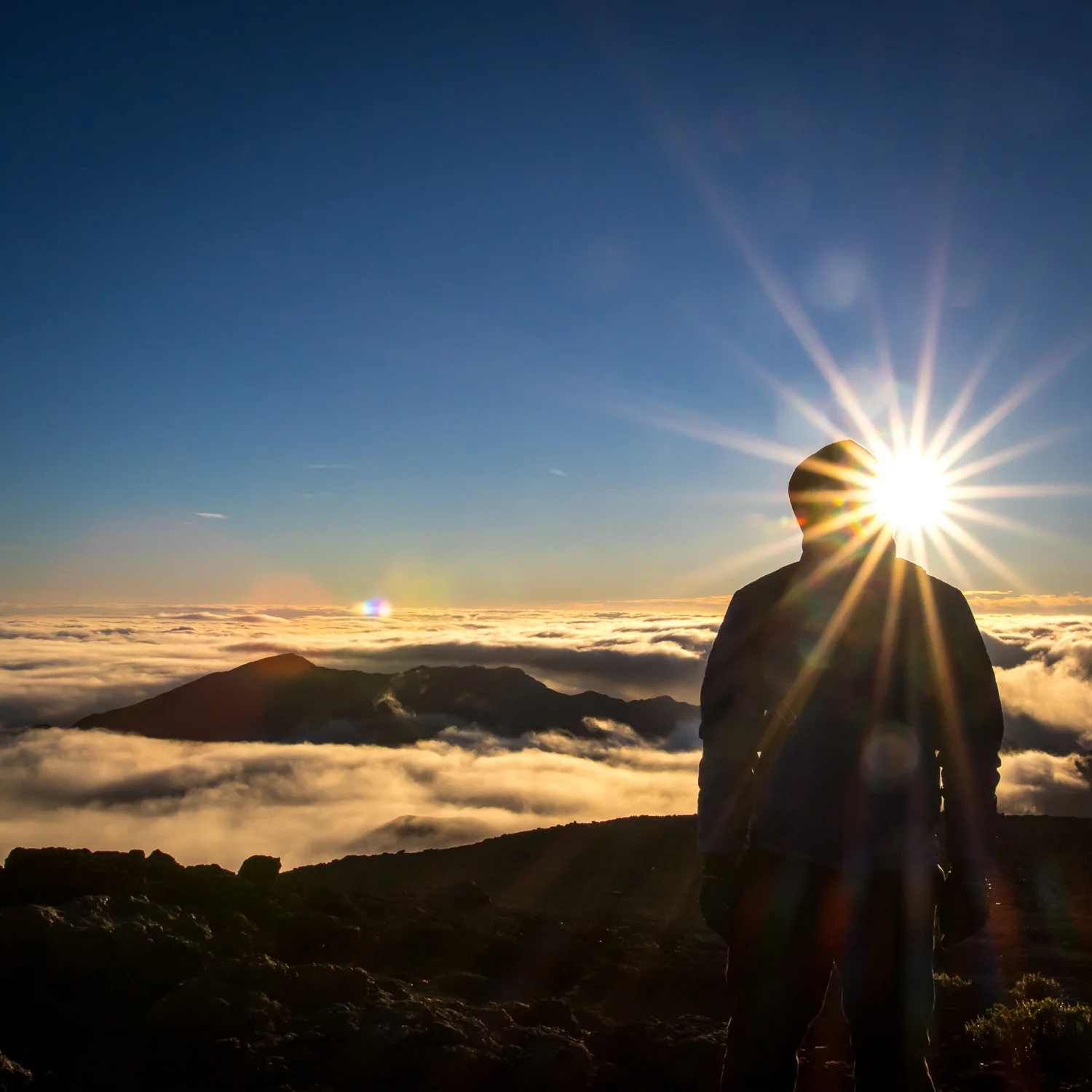 michael_destefano_hawaii_maui_sunset_haleakala_volcanic_crater_portrait.jpg
