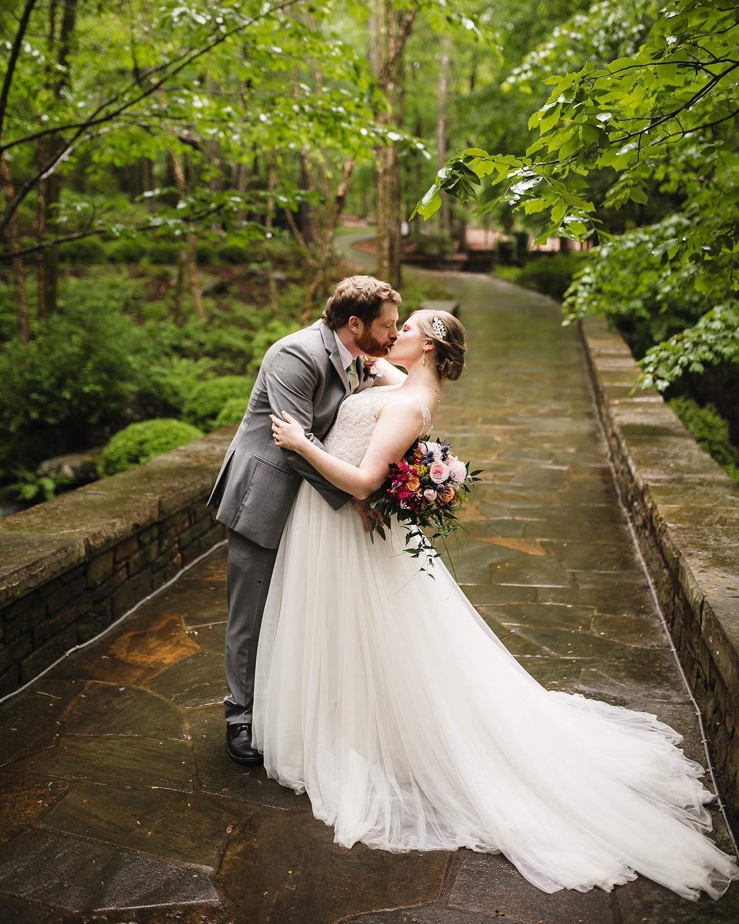 still obsessing over this wedding. 😍