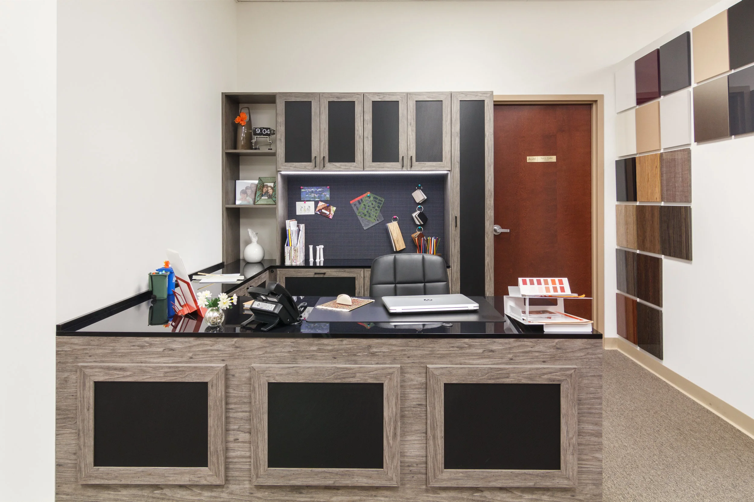 08_The Closet Works - July 2017-1.jpg