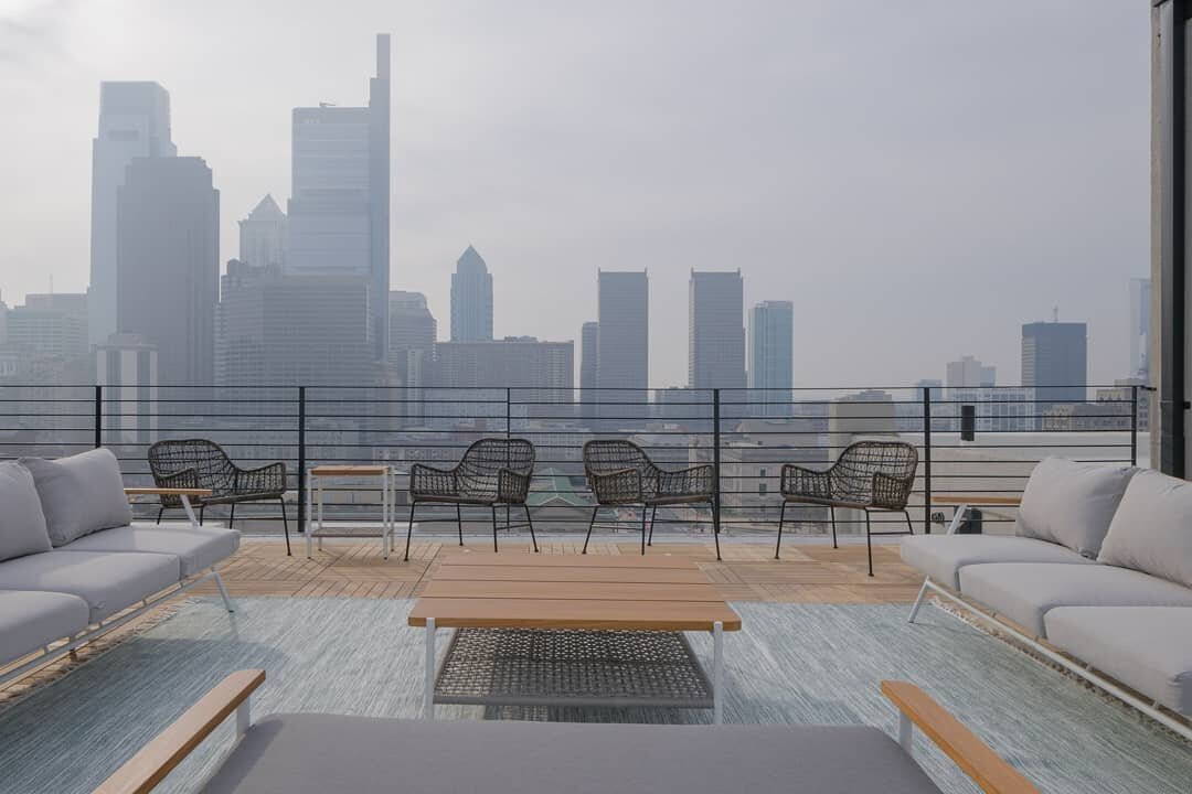 When life gives you lemons...
&bull;
&bull;
&bull;
&bull;
&bull;
#whenlifegivesyoulemons #architecturalphotographer #architecturalphotography #design #patio #furniture #photography #philadelphia #philly #phillyskyline #igers #igers_philly #skyline #p