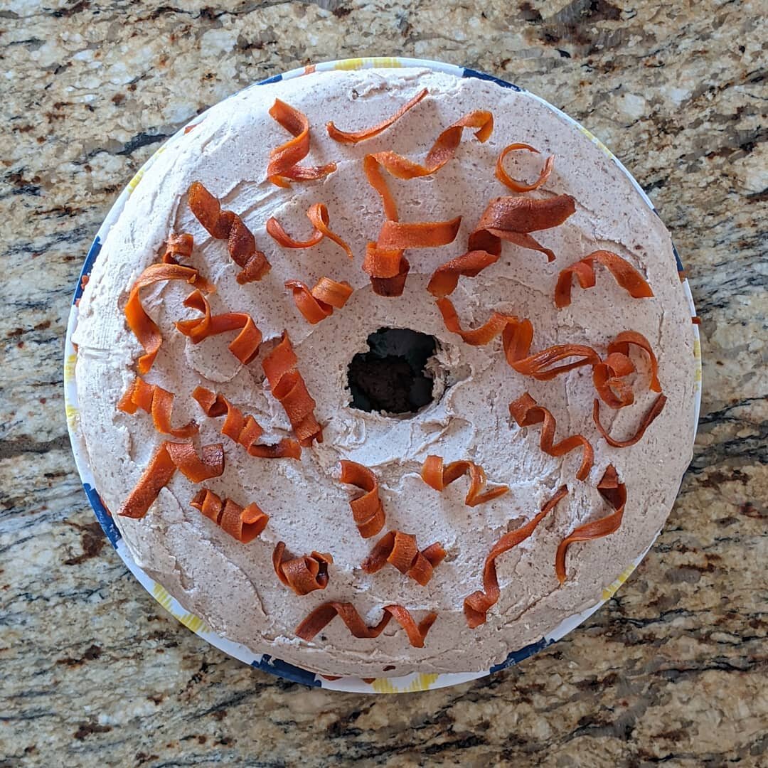 I don't always bake, but when I do it's carrot cake with walnuts, browned butter cinnamon-vanilla icing and candied carrots twirls
&bull;
&bull;
&bull;
&bull;
&bull;
#easter #carrotcake #passover #ibake #ialsocook #food #foodphotography #shotwithmyph