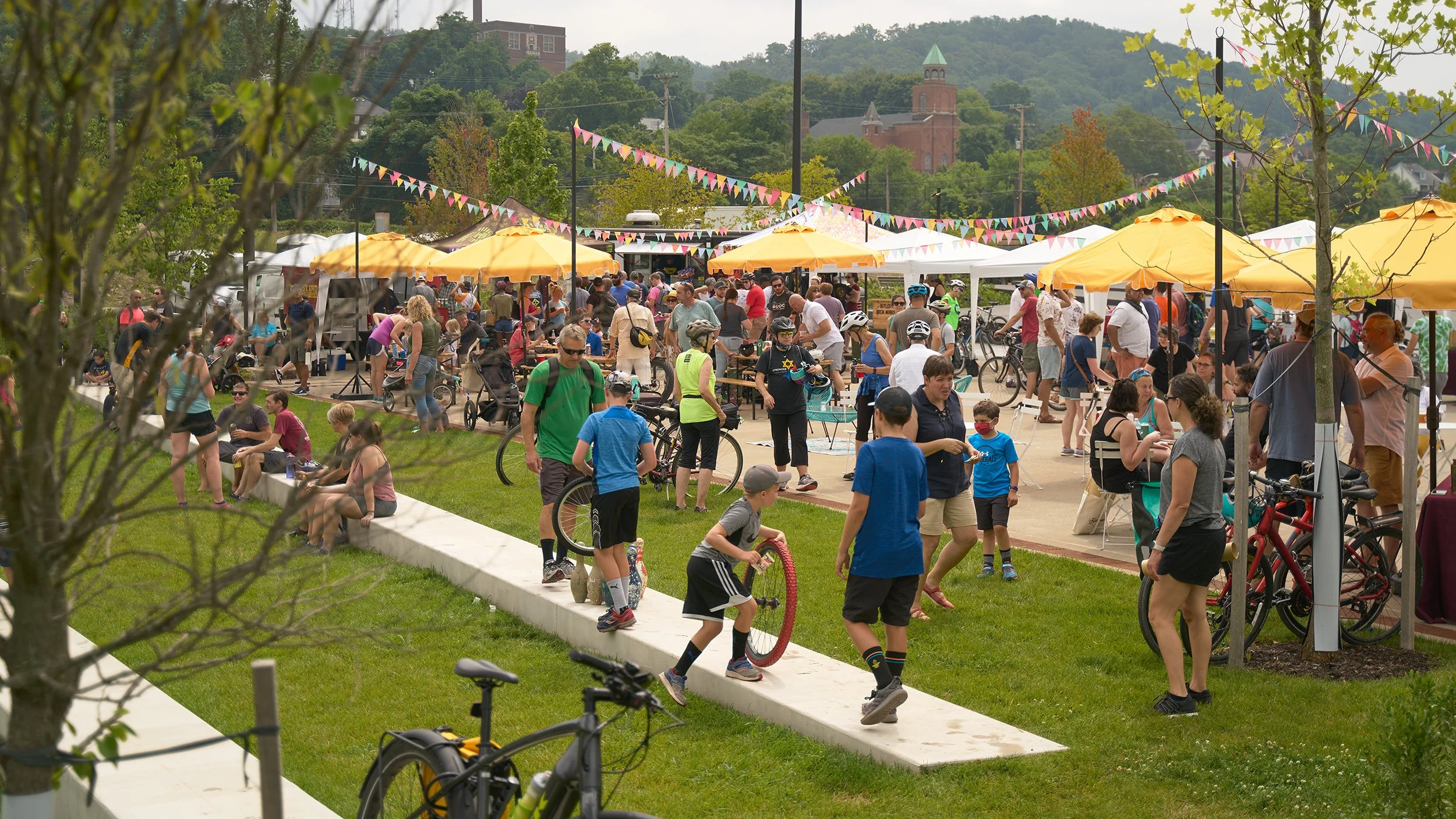 Henry Malone_Bikes BBQ & Blues.jpg
