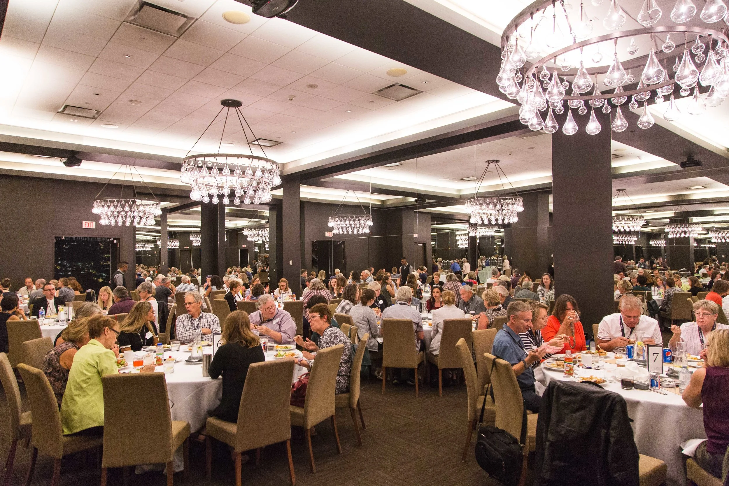 Thompson Hotel_Round Tables_Rick Clifford_September 14, 2018_RCS_5351.jpg