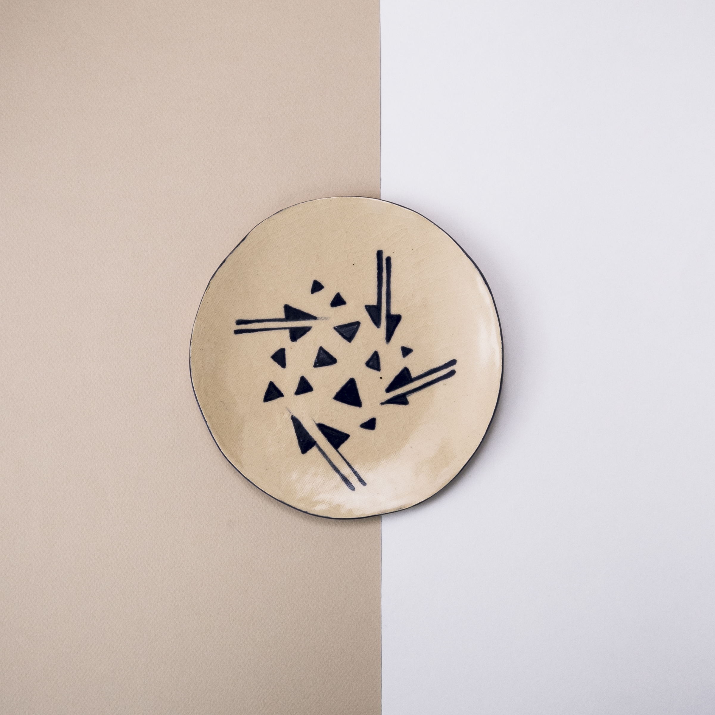 arrow plate