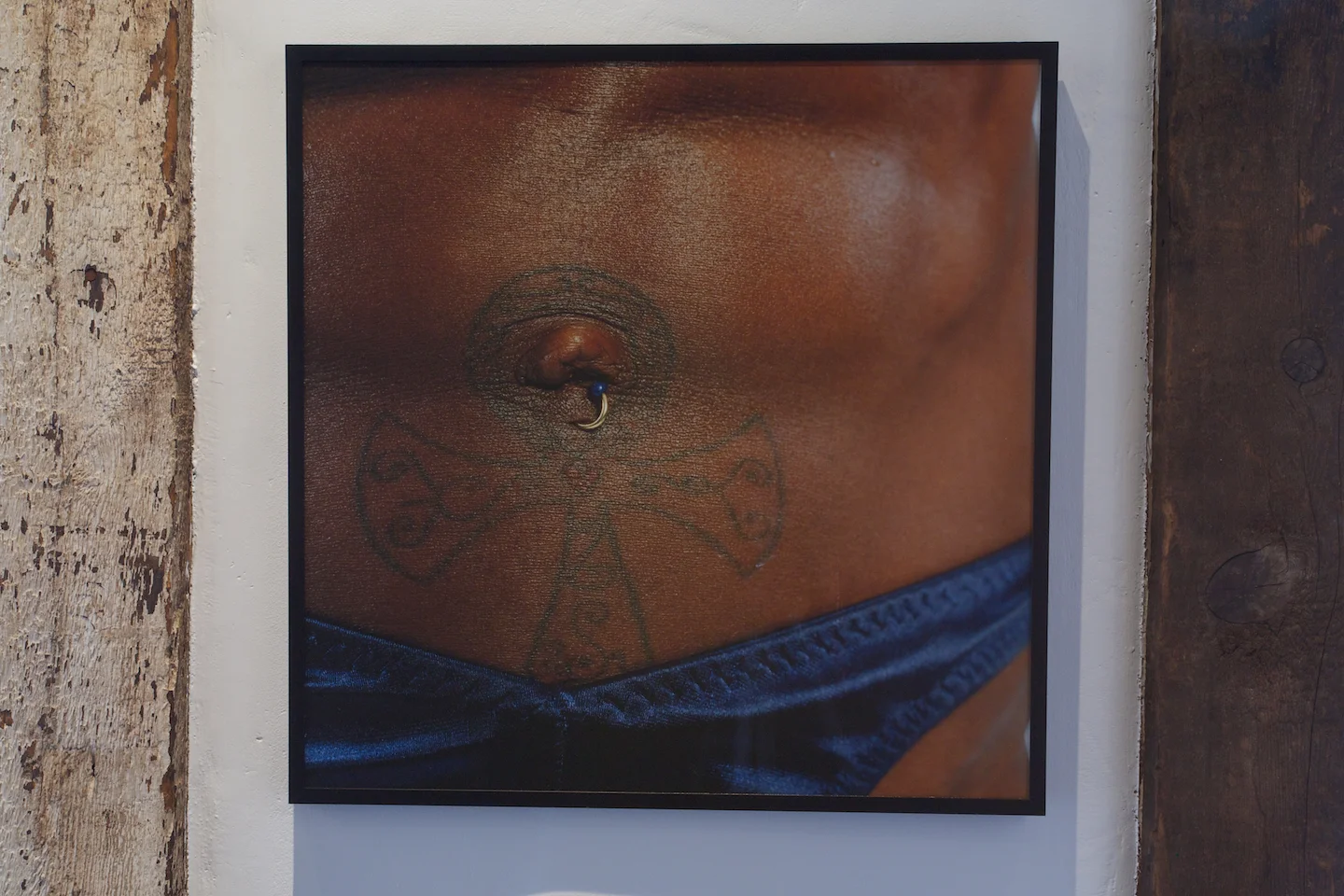 Deborah Willis Washboard Stomach, The Bodybuilders series, 2000 Archival inkjet print 20 x 20 inches framed Courtesy of the Artist and Fort Gansevoort