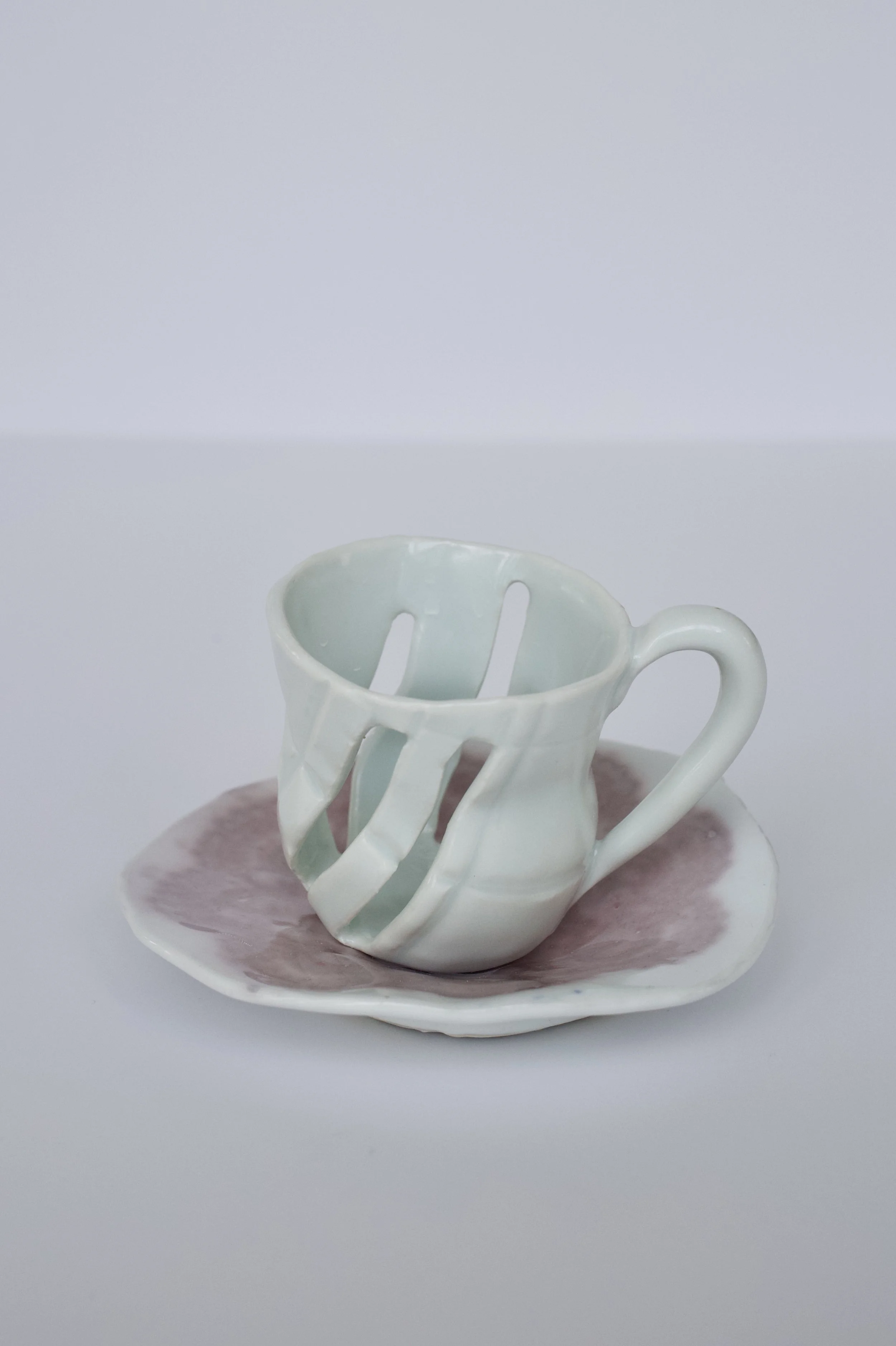 Zoë Buckman Mouth Full of Filth, 2019 Porcelain 3 x 5 3/4 x 5 3/4 inches