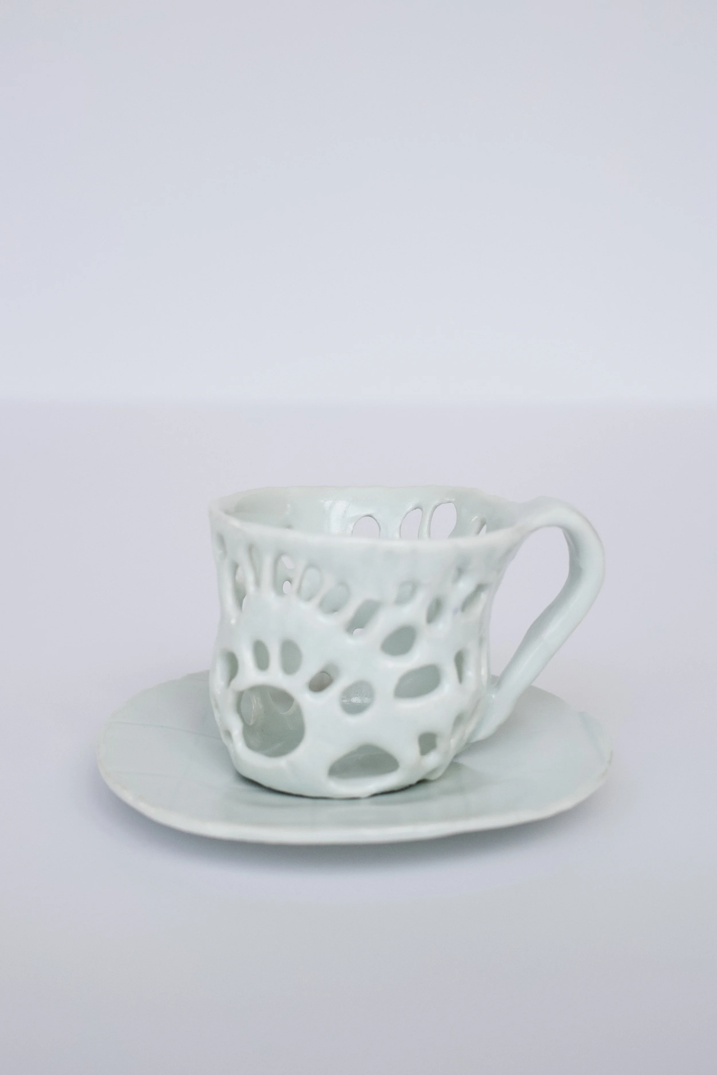 Zoë Buckman Tea So Thick Her Spoon Stood Up, 2019 Porcelain 3 1/4 x 5 x 5 inches