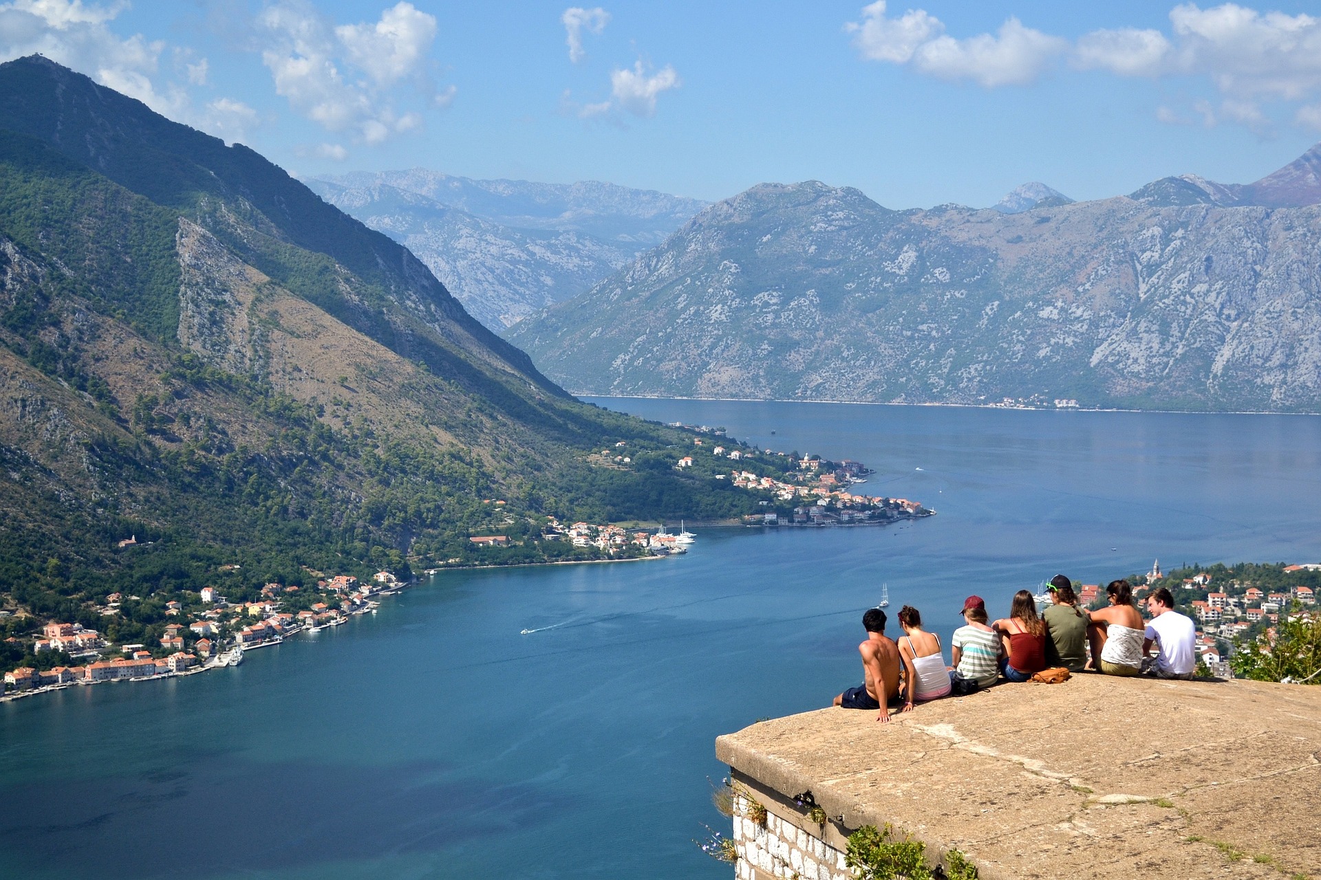 kotor-833513_1920.jpg