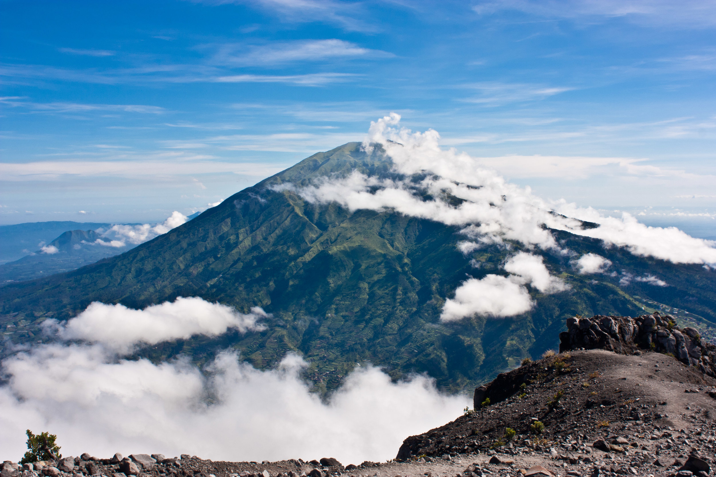 Mount_merbabu.jpg