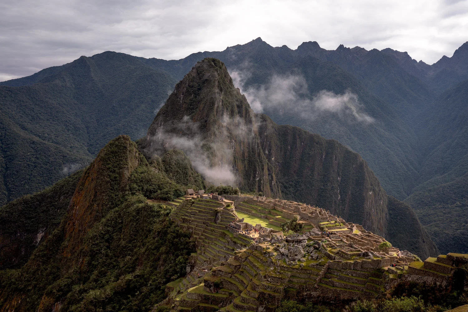 Best-Things-To-Do-In-And-Around-Cusco-Peru-Machu-Picchu03-1.jpg