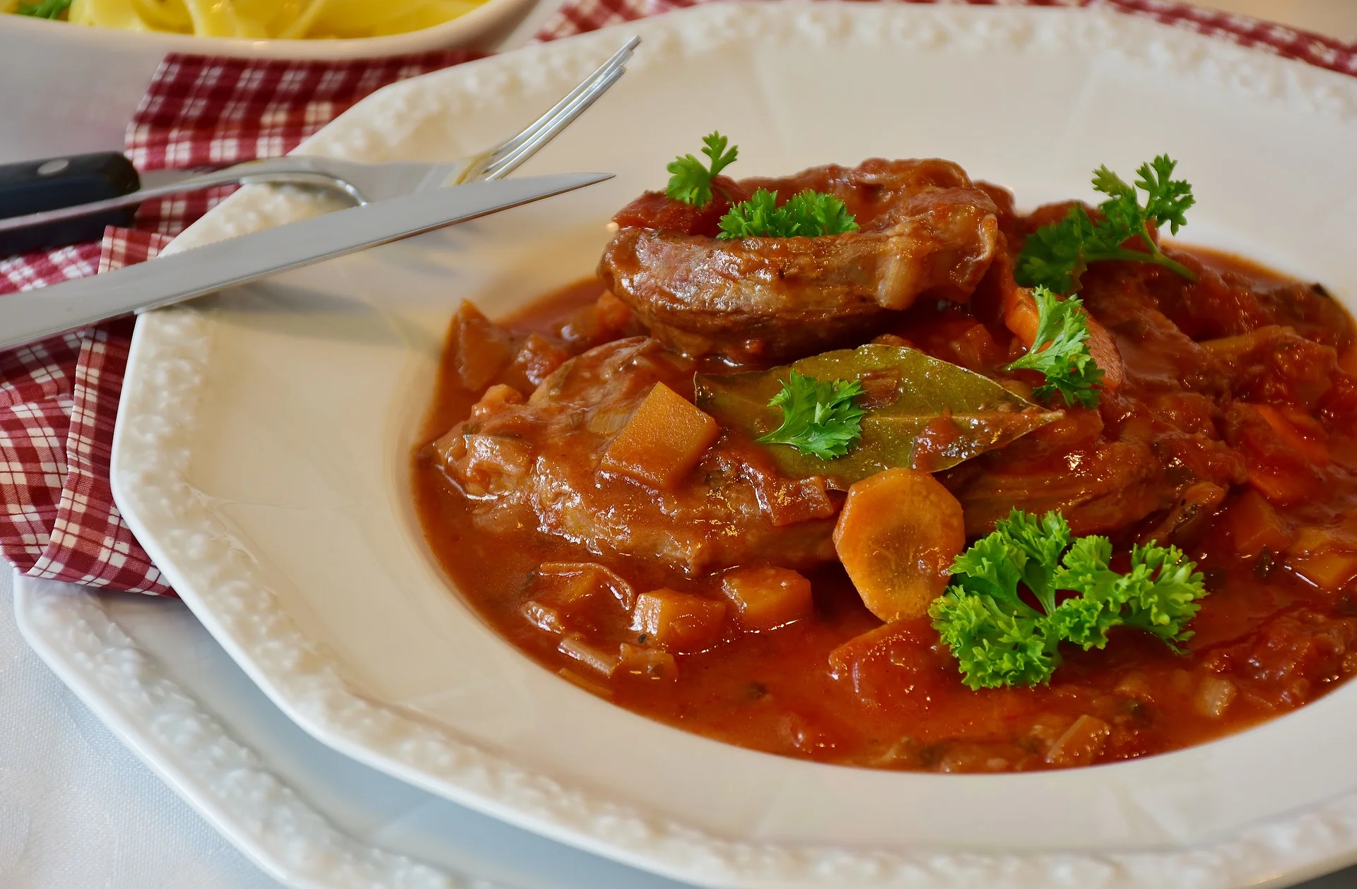 osso-buco-2535556_1920.jpg