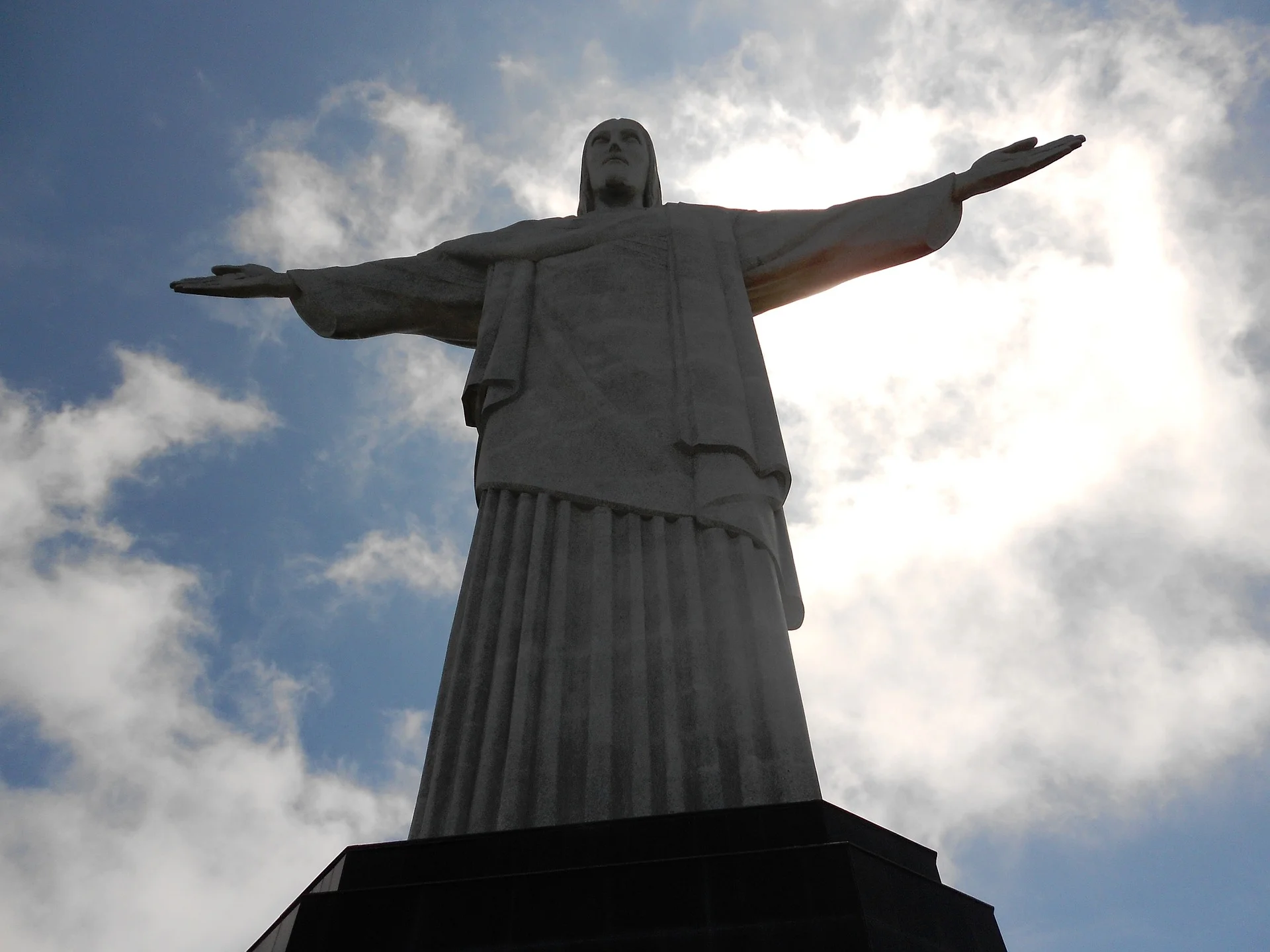 christ-817998_1920.jpg