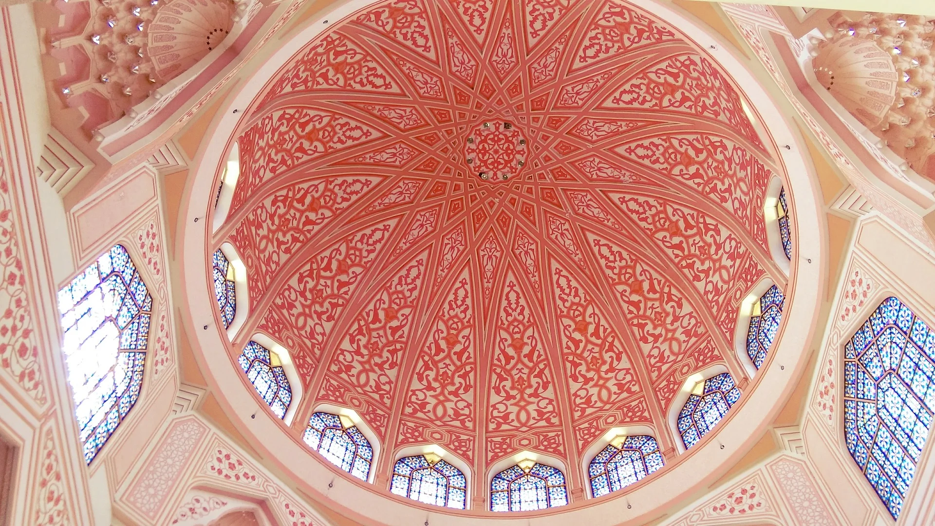 mosque-2942363_1920.jpg