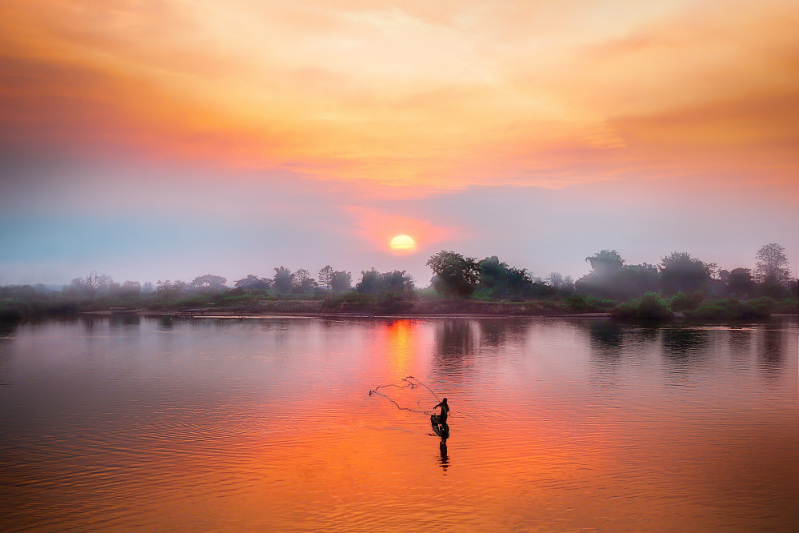 vietnam-cultural-adventure-sunset.jpg